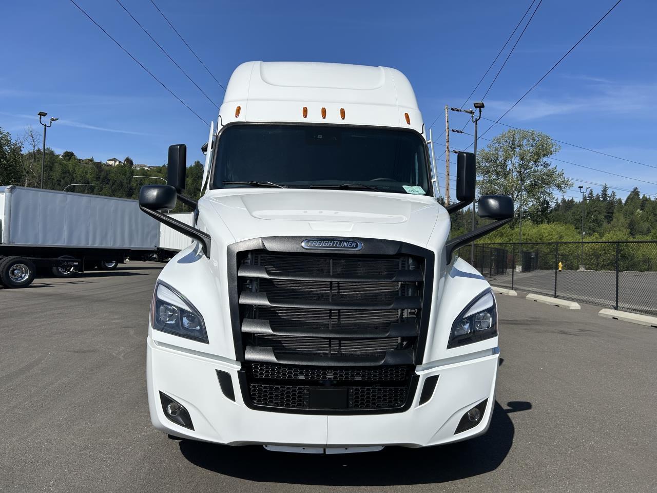 2027 Freightliner Cascadia in Spokane, WA — photo 2