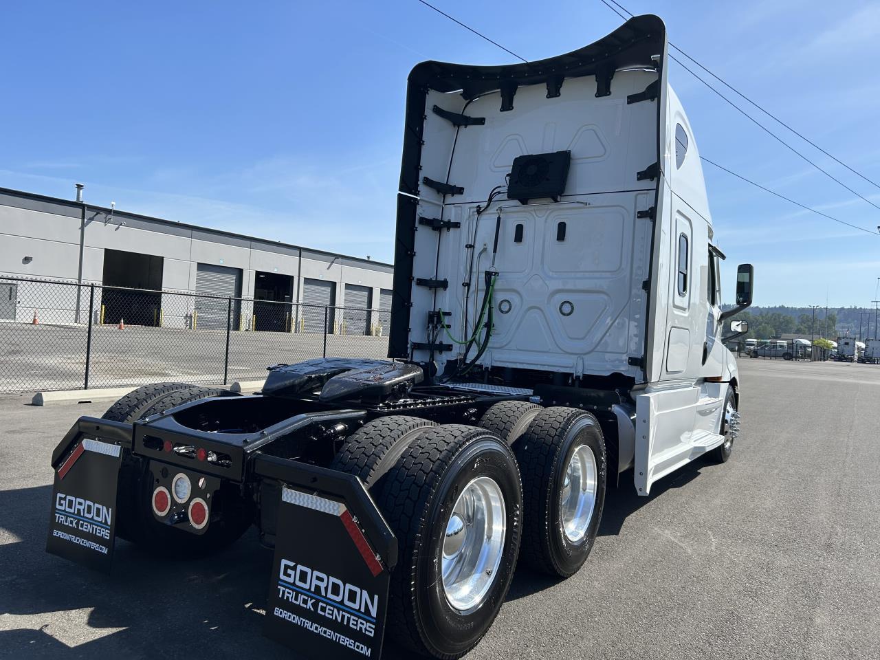 2027 Freightliner Cascadia in Spokane, WA — photo 5