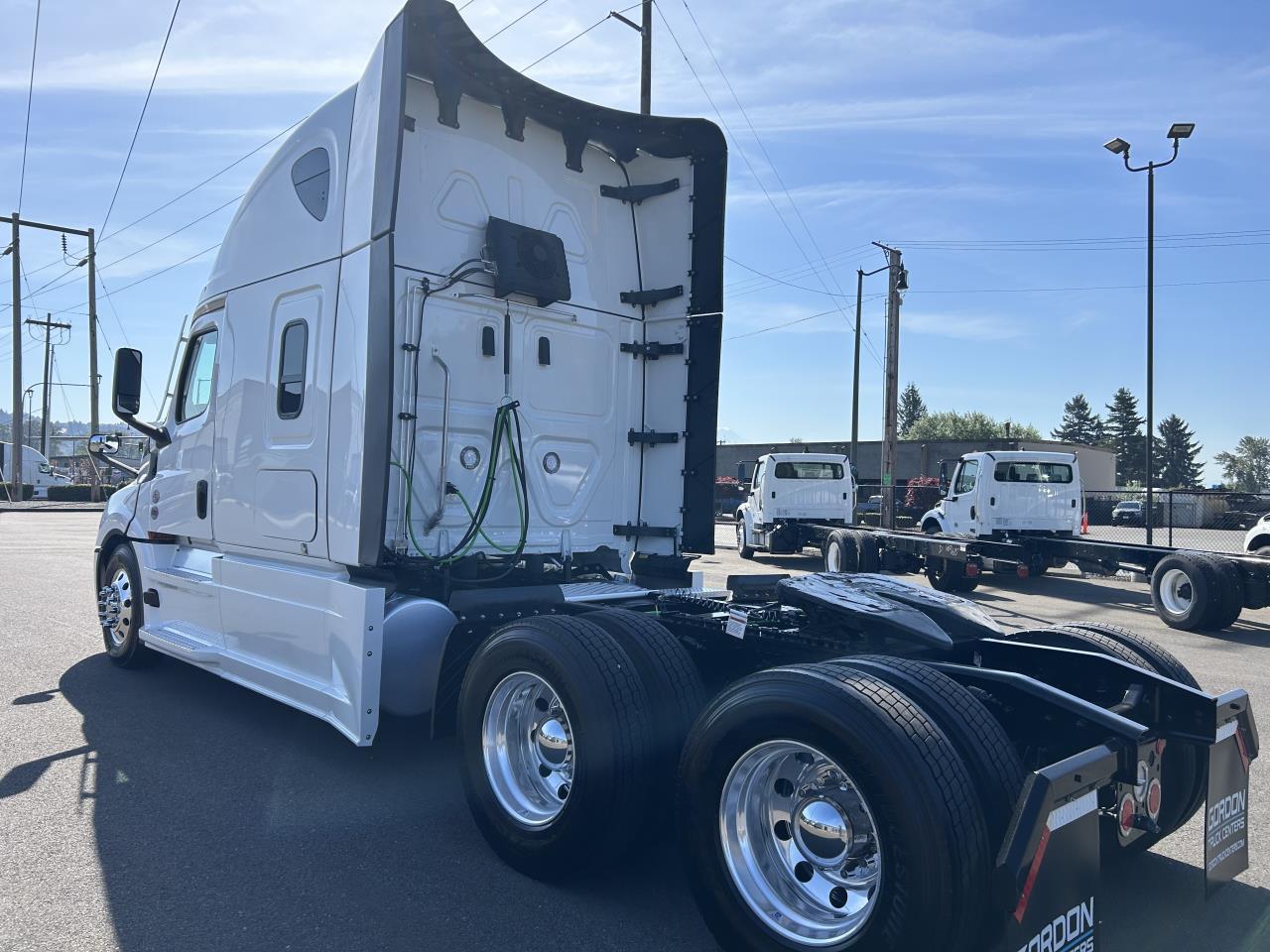 2027 Freightliner in Pacific, WA — photo 4