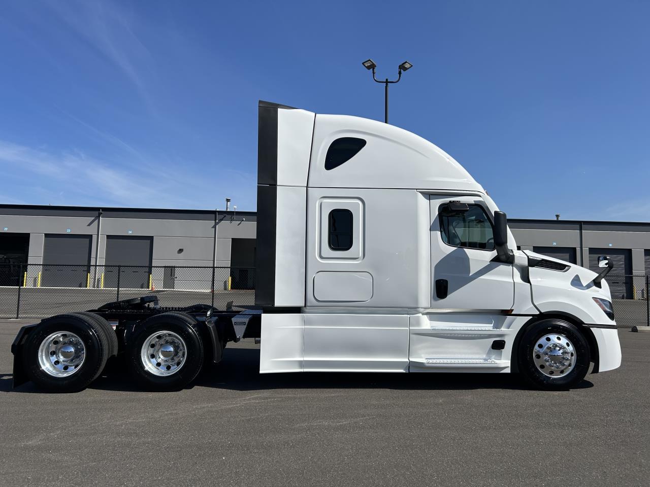 2027 Freightliner in Spokane, WA — photo 6