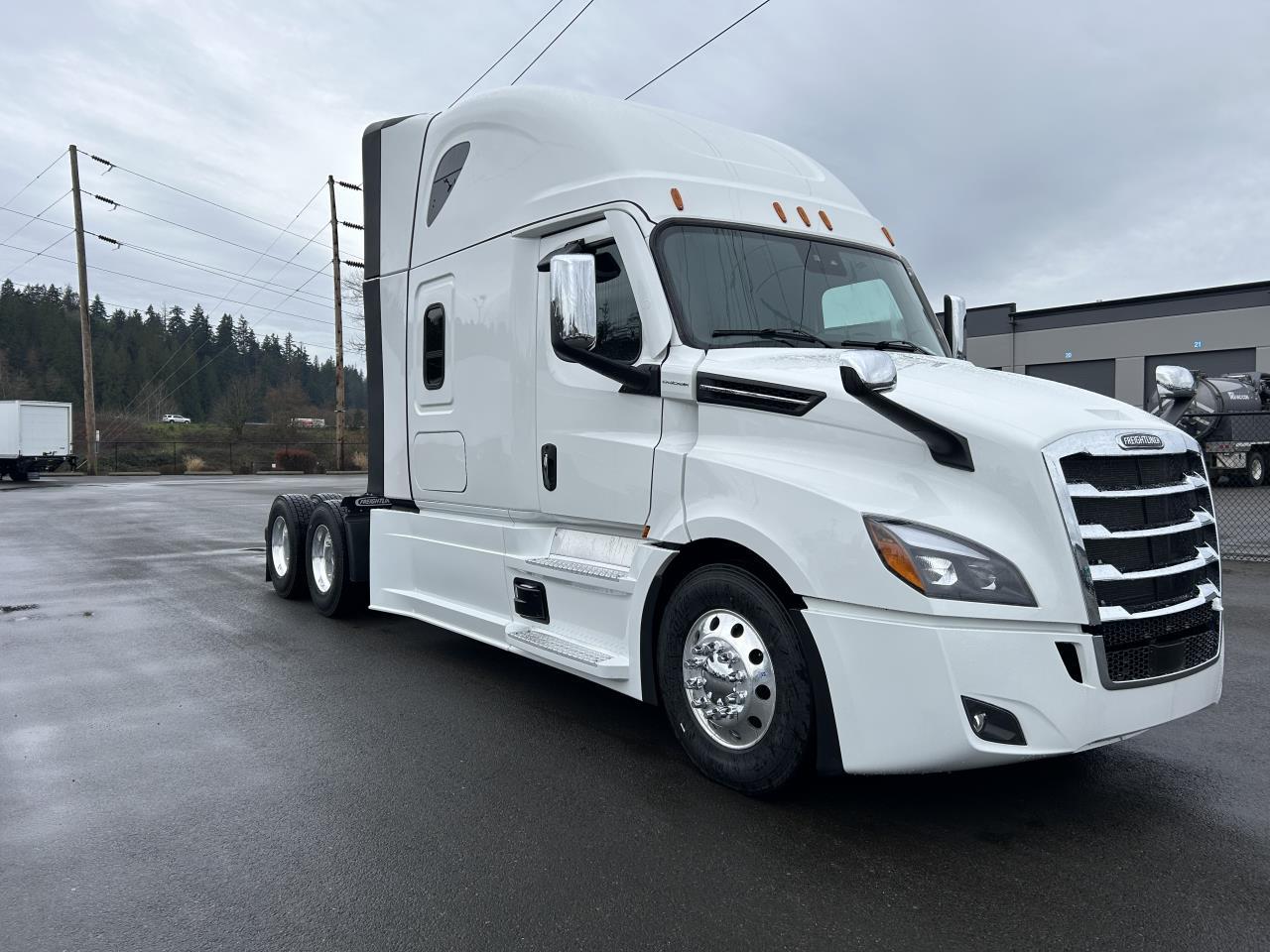 2027 Freightliner Cascadia in Mount Vernon, WA — photo 5