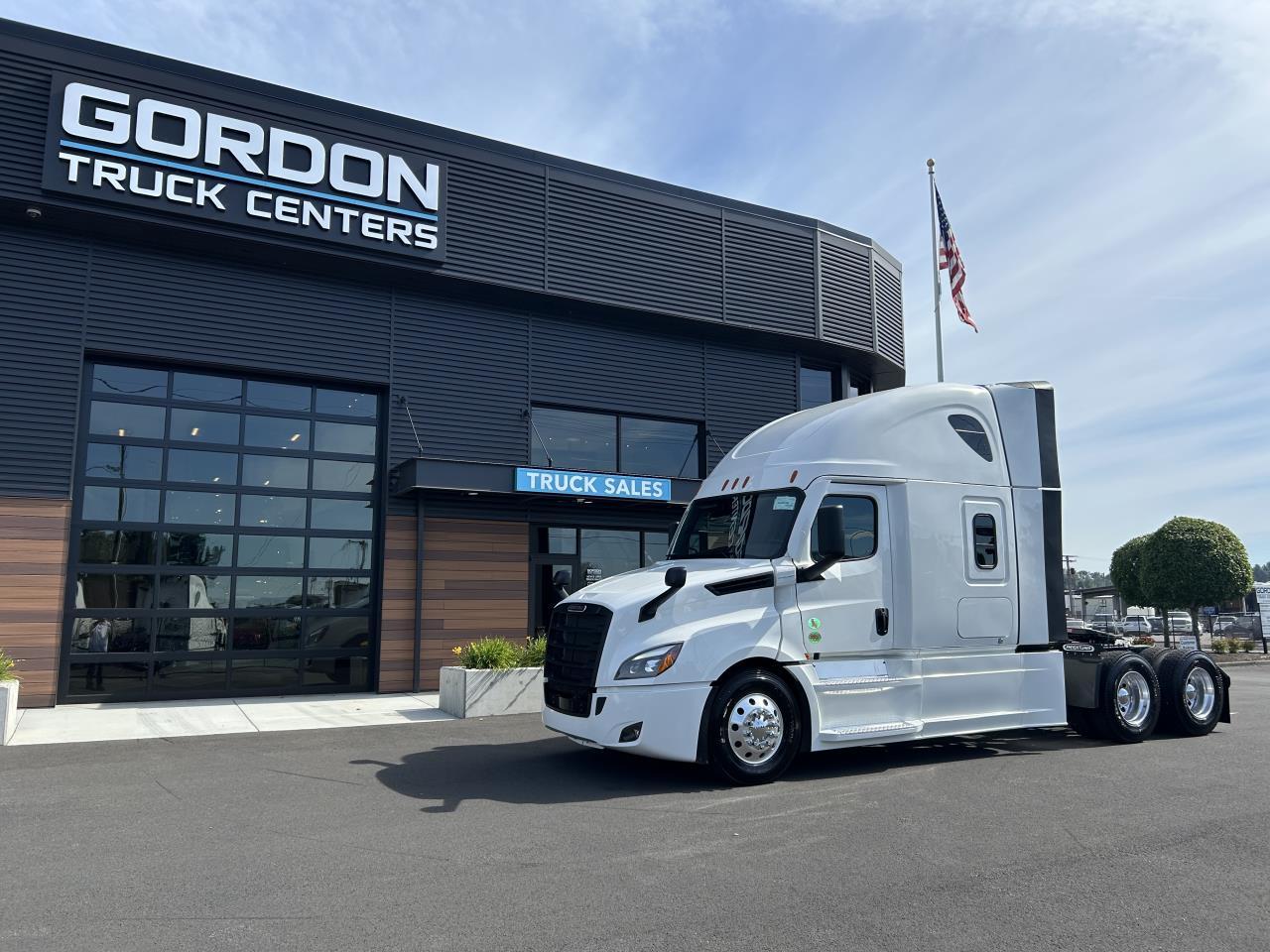 2027 Freightliner Cascadia in Pacific, WA