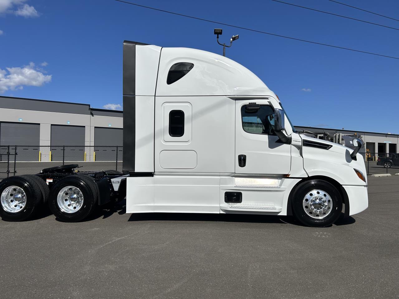 2027 Freightliner Cascadia in Spokane, WA — photo 6