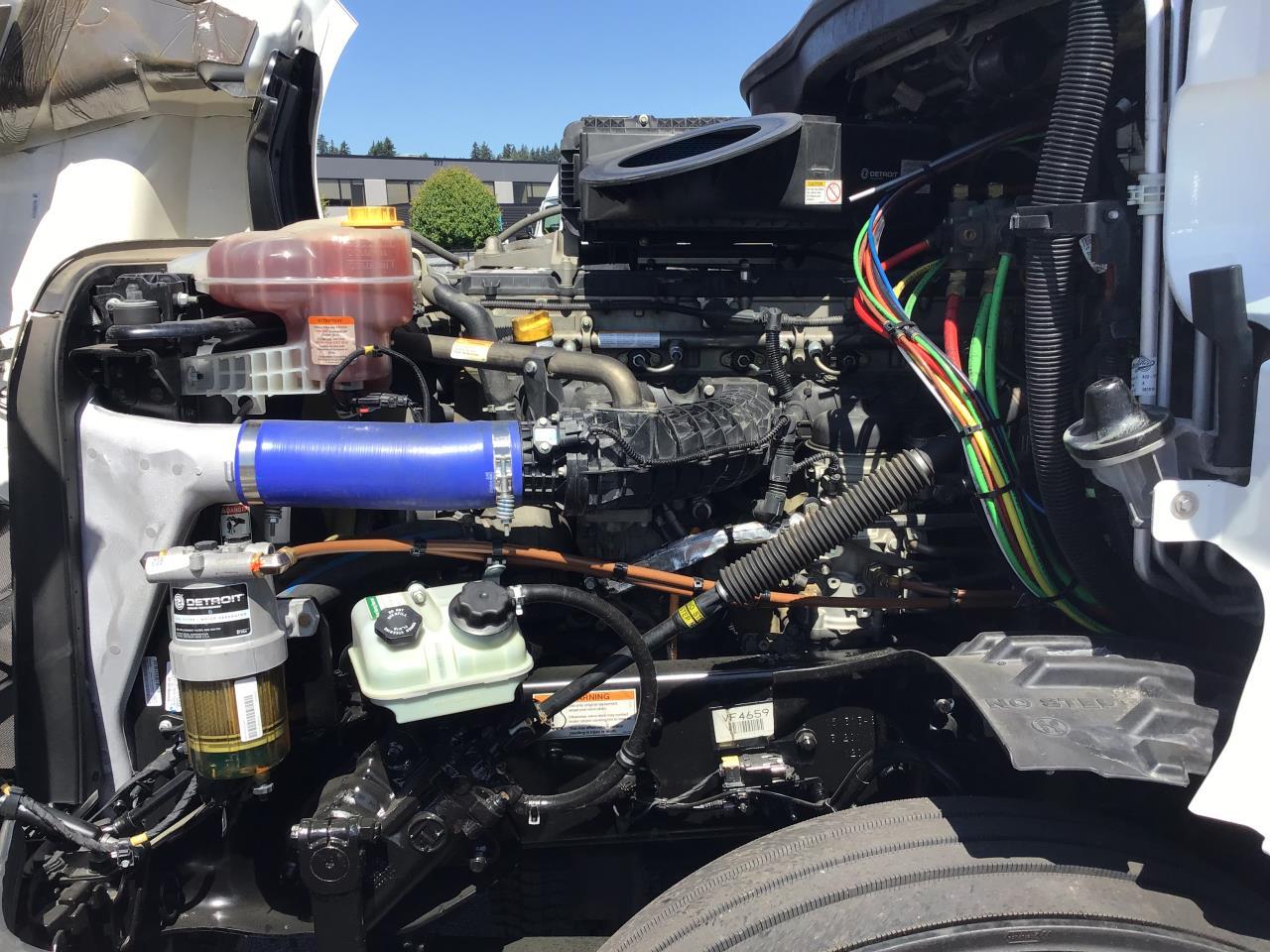 2024 Freightliner Cascadia in Pacific, WA — photo 11