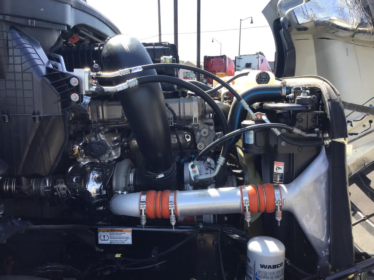 2025 Freightliner Cascadia in Pacific, WA — photo 11