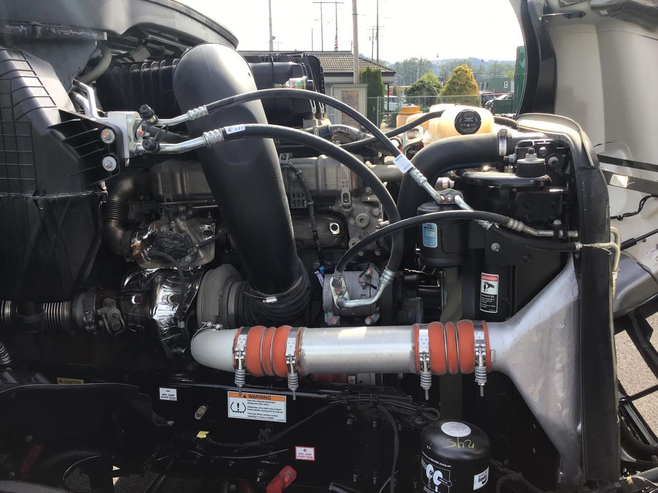 2024 Freightliner Cascadia in Pacific, WA — photo 12
