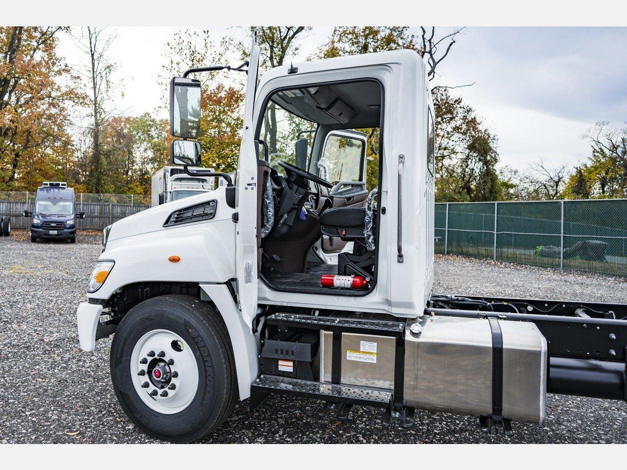 2026 Hino L7 in Linthicum, MD — photo 4