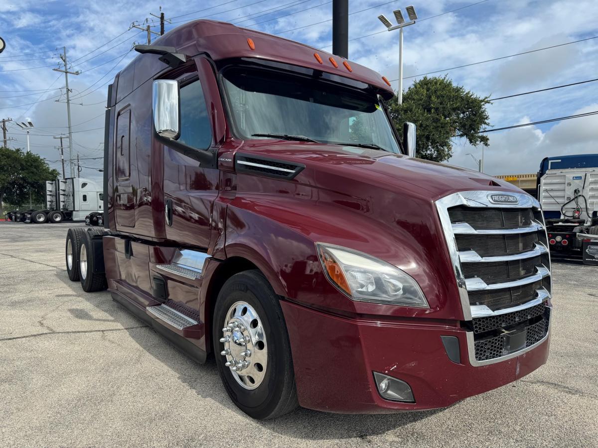 2022 Freightliner Cascadia