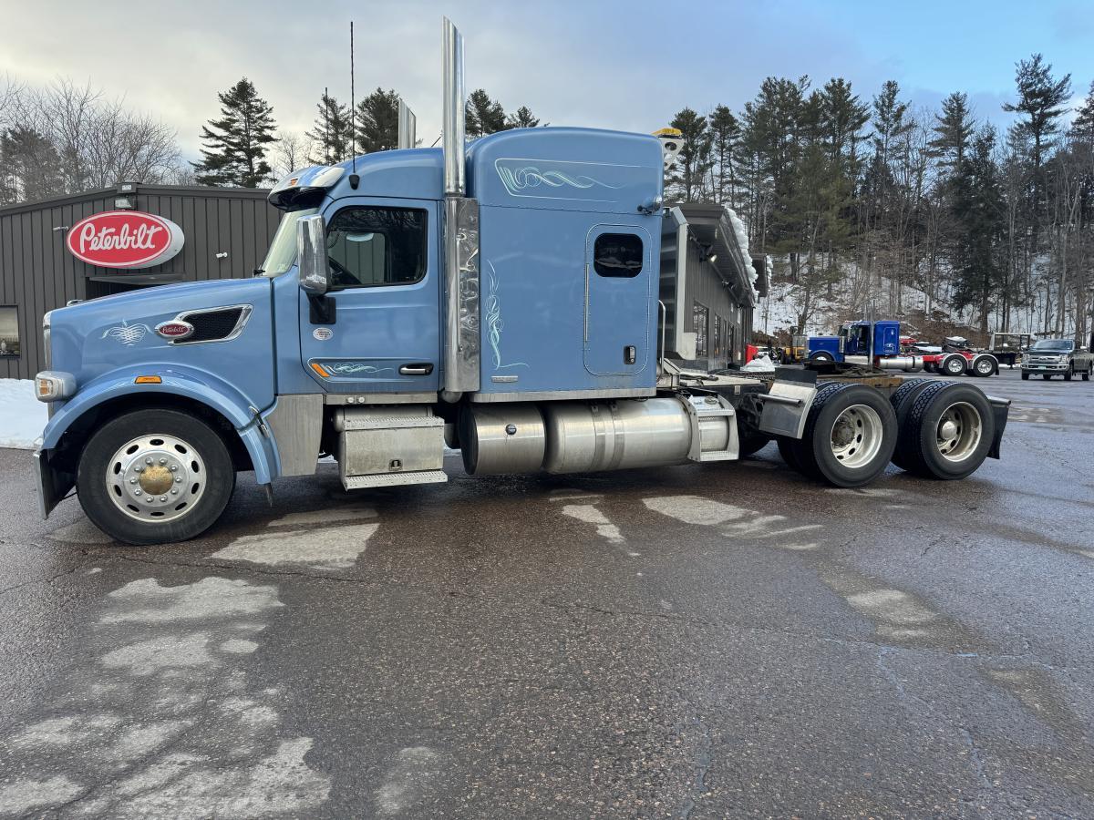 2021 567 Sleeper