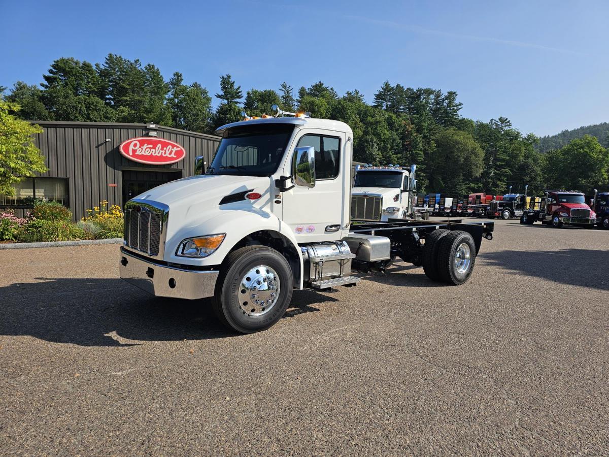 2026 537 Cab Chassis Truck