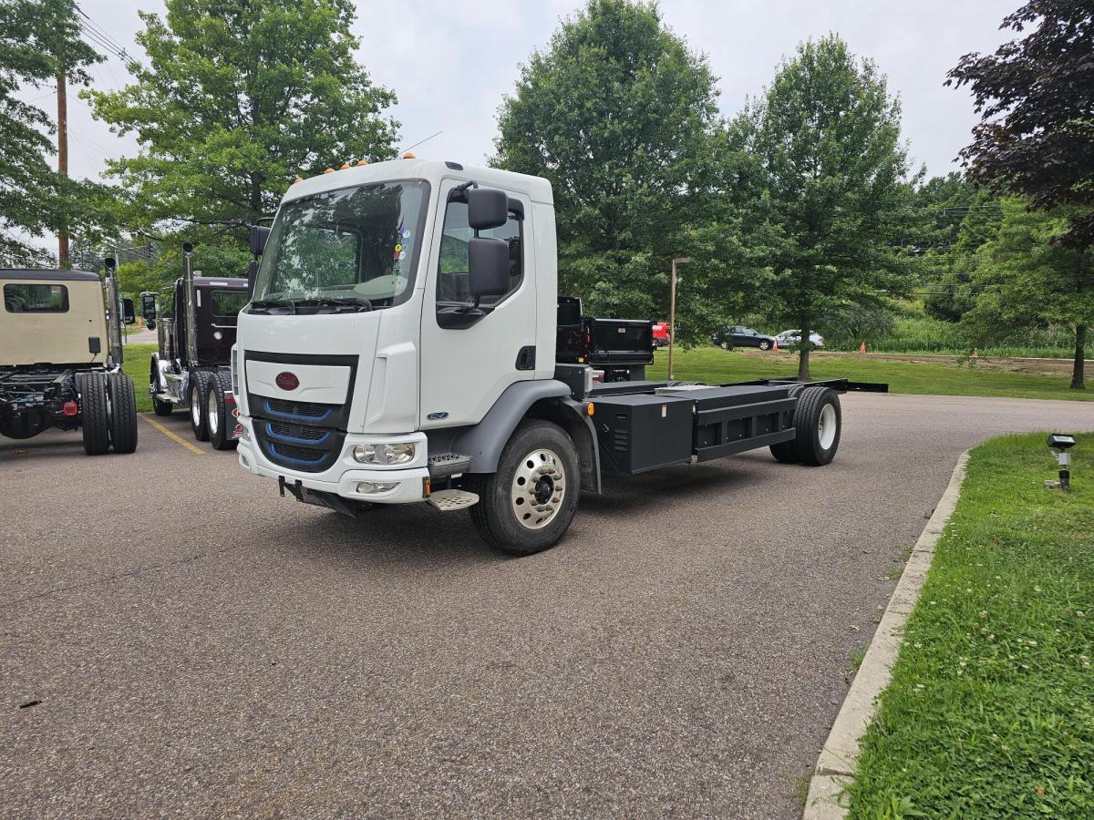 2026 220 Cab Chassis Truck