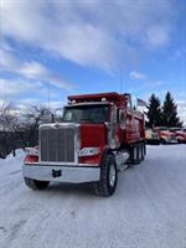 2026 589 Dump Truck