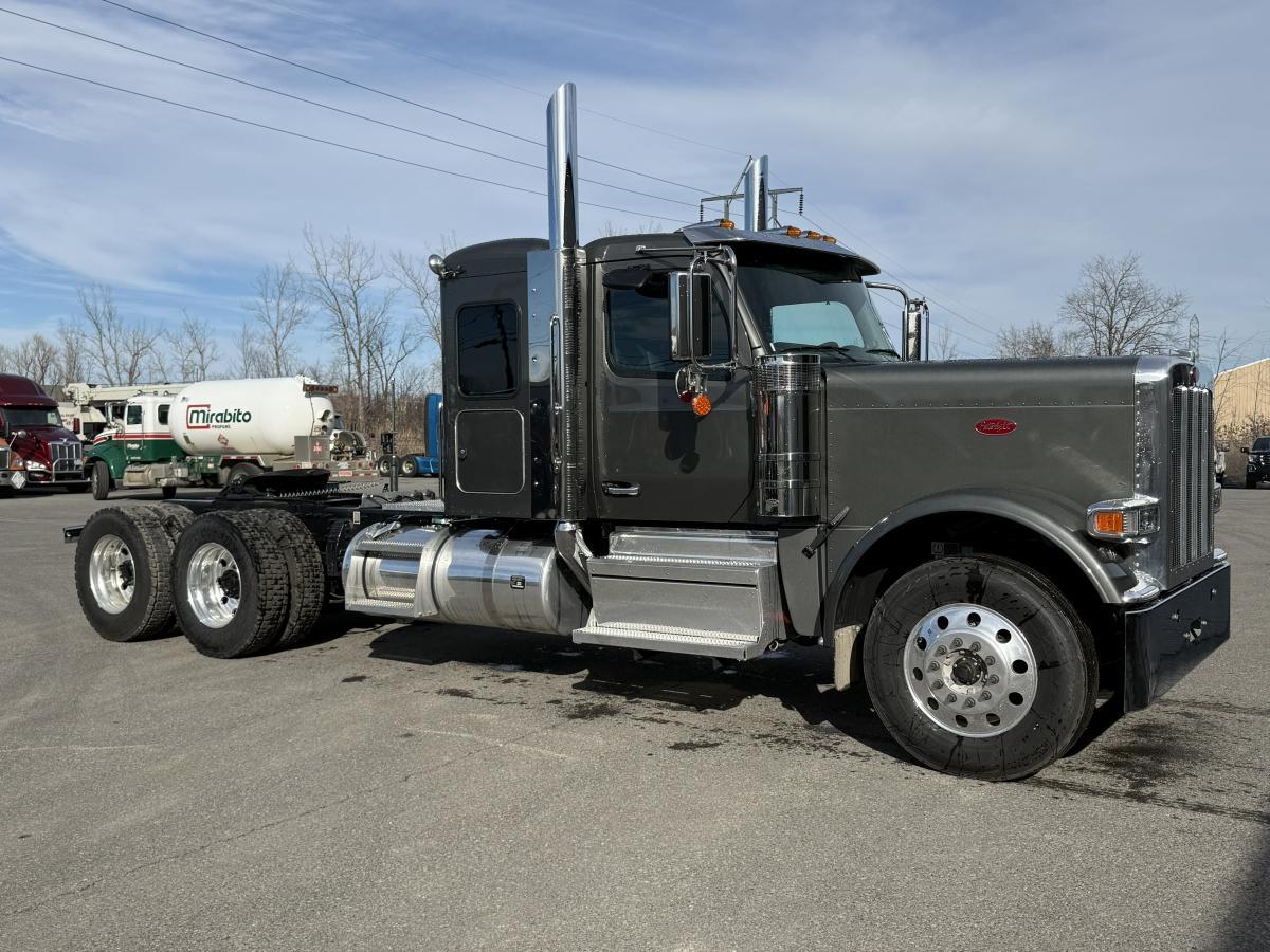 2027 589 Sleeper