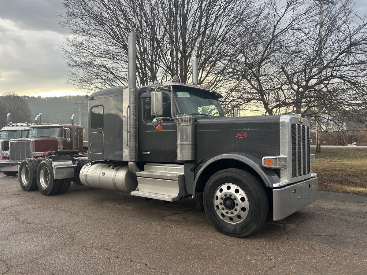 2027 589 Sleeper