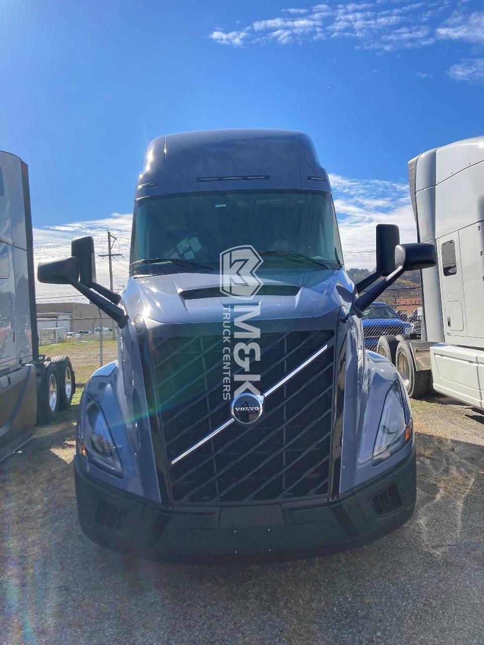 2026 Volvo VNL 860