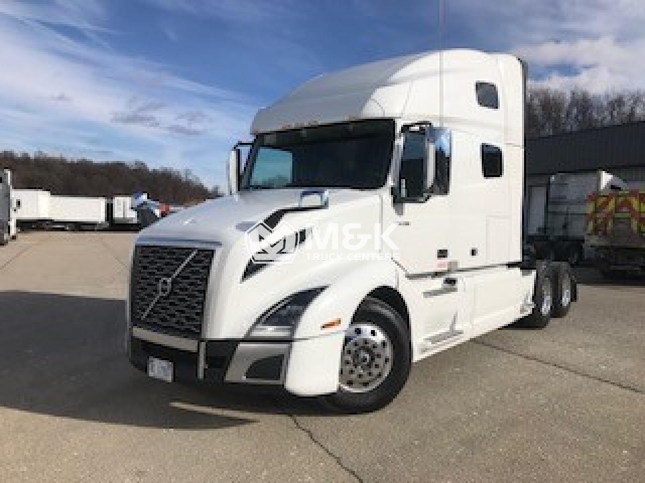 2023 Volvo VNL 760