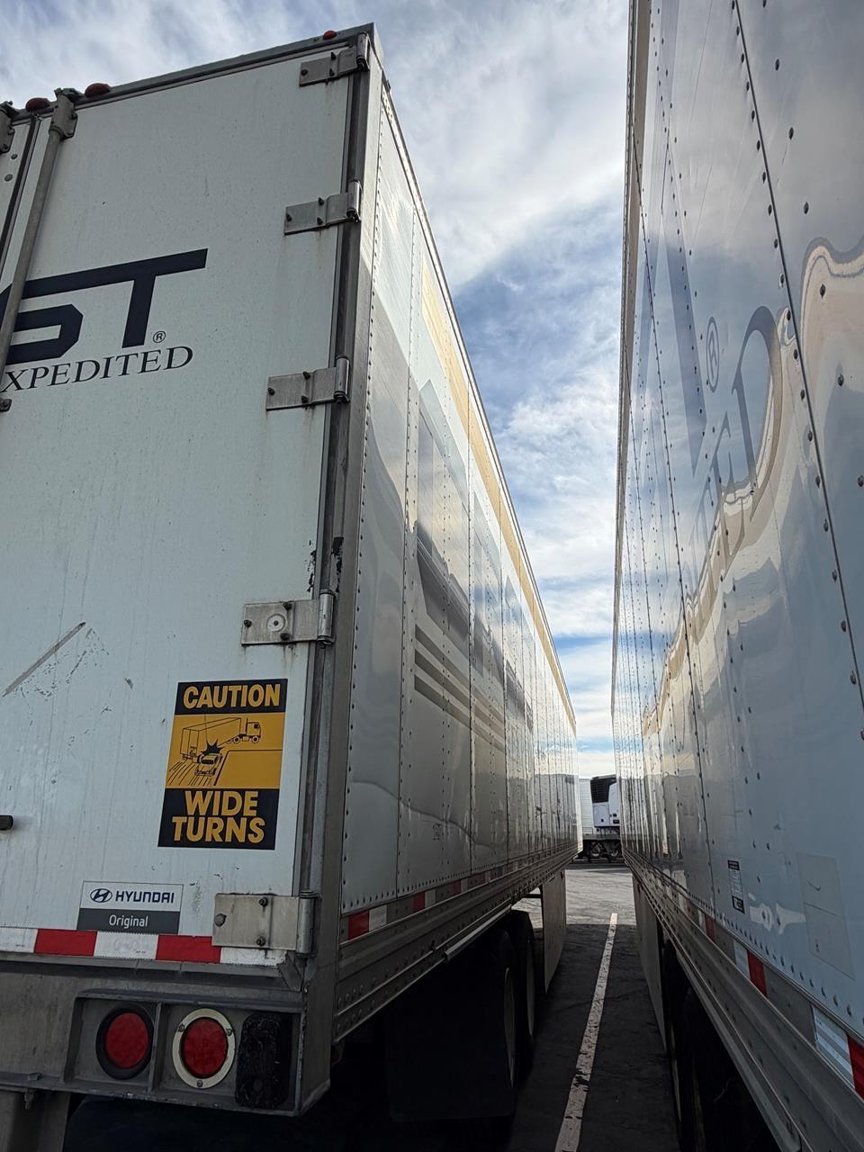 2016 Hyundai Translead — photo 6