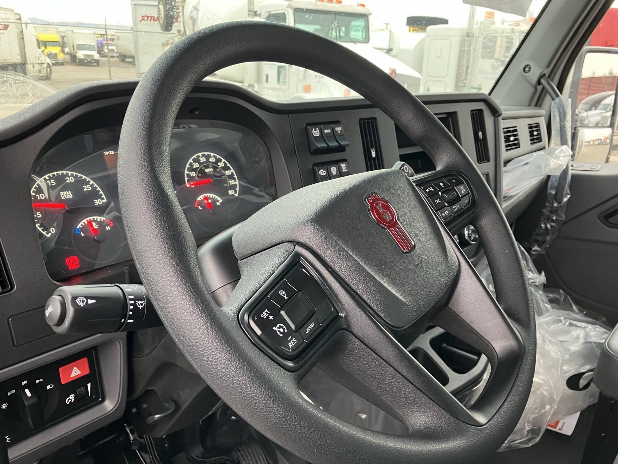 2025 Kenworth T280 in Boise, ID, ID — photo 6