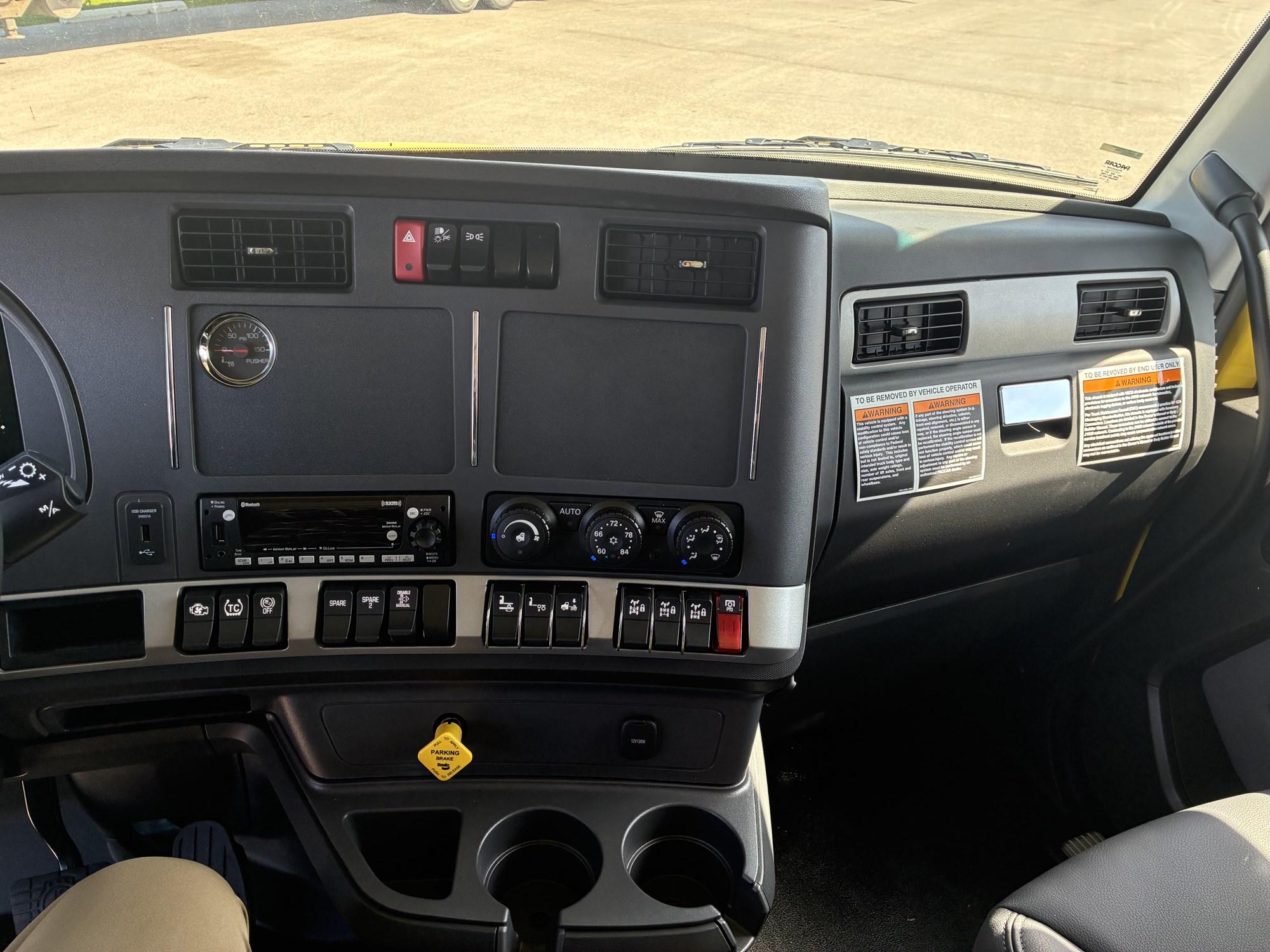 2025 Kenworth T880 in Missoula, MT, MT — photo 3