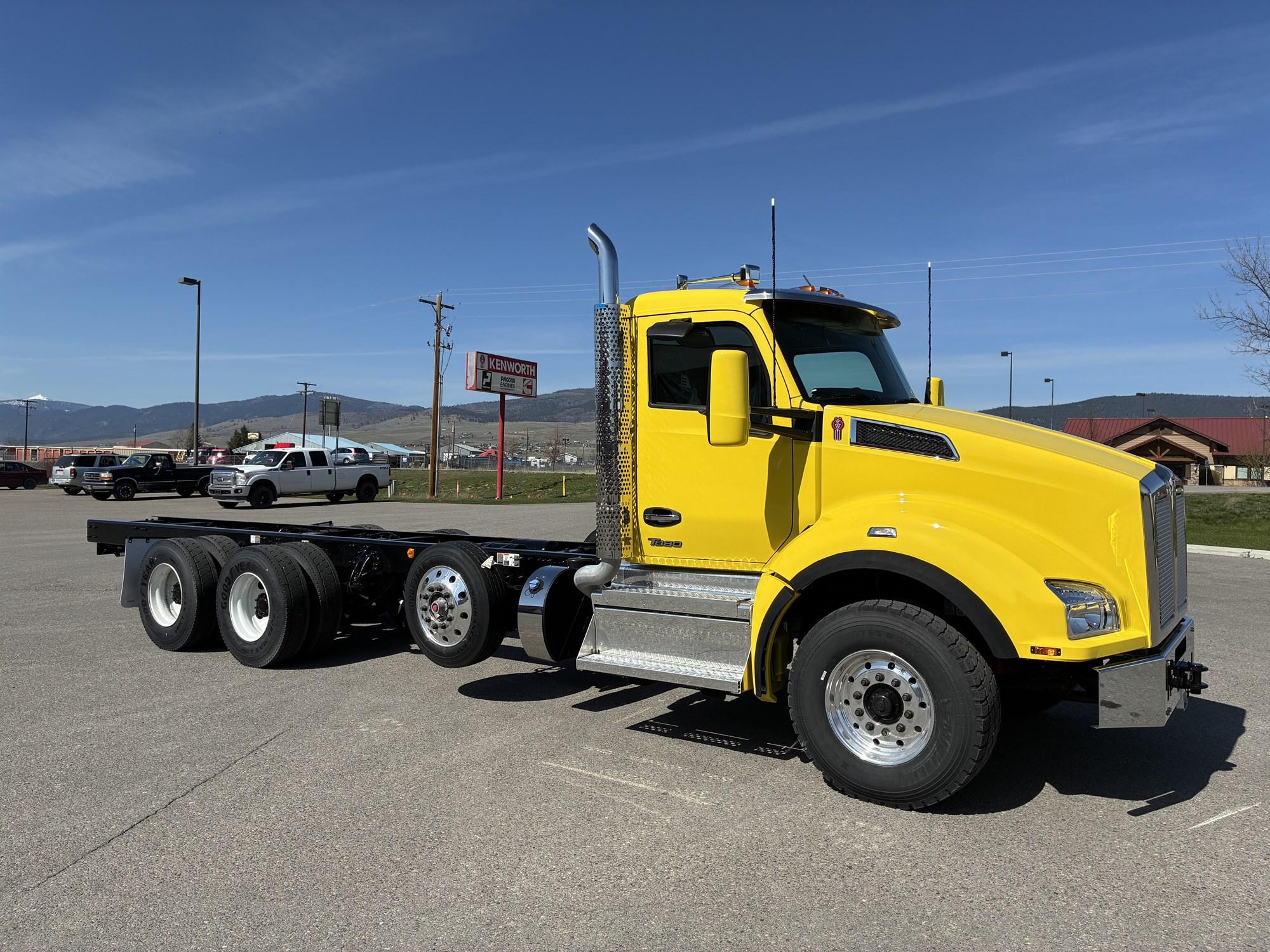 2025 Kenworth T880 in Missoula, MT, MT — photo 3