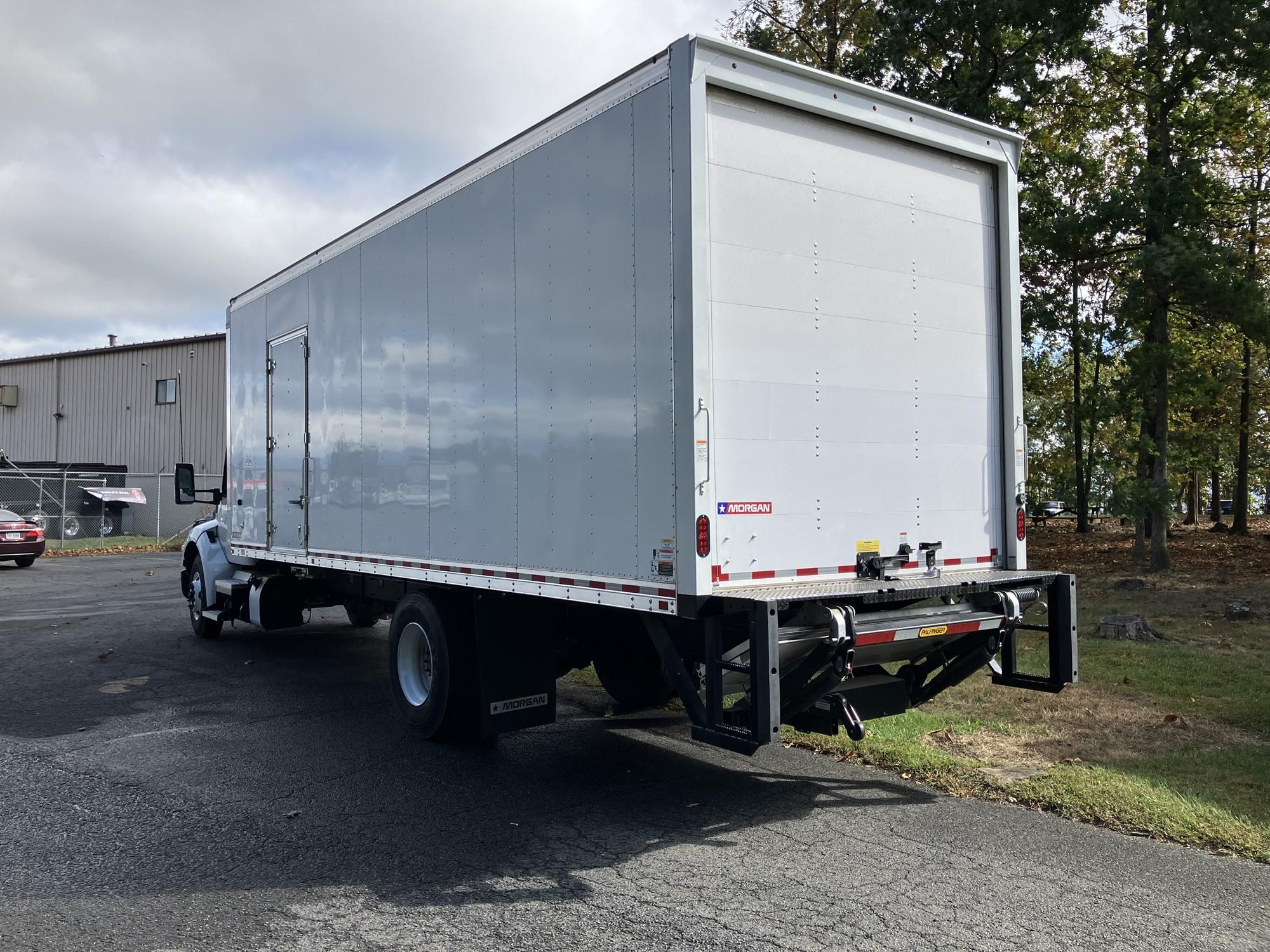 2025 Kenworth T280 in Manassas, VA, VA — photo 3