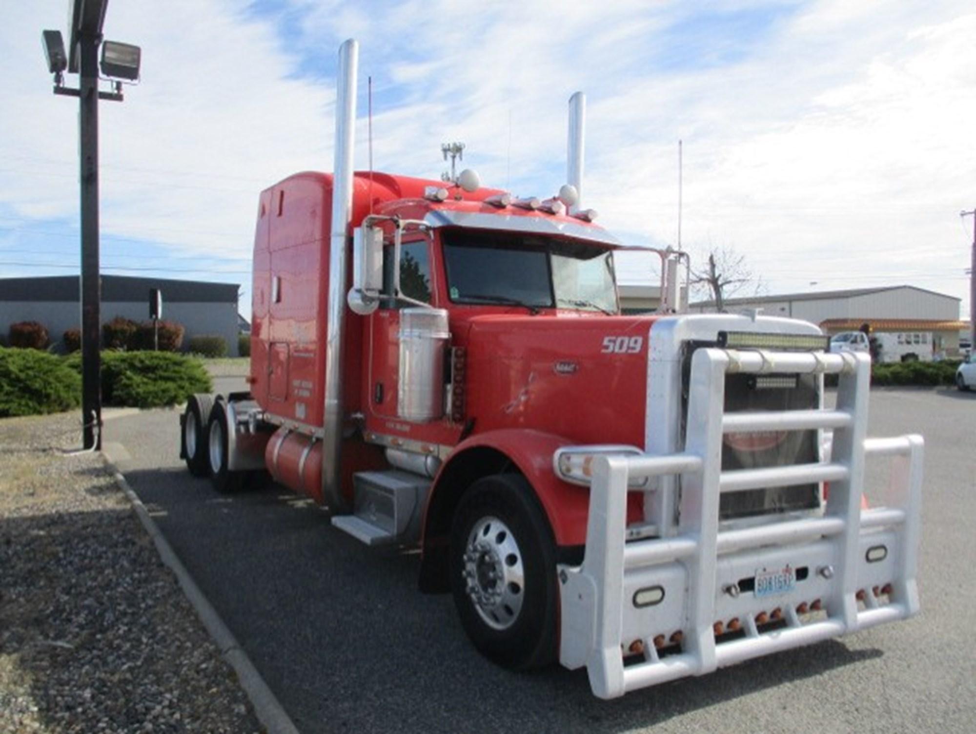 2006 Peterbilt 379 in Pasco, WA, WA — photo 4