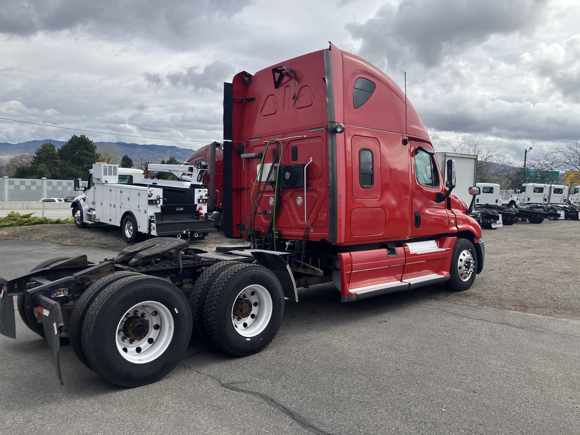 2011 Freightliner Cascadia in Boise, ID, ID — photo 5