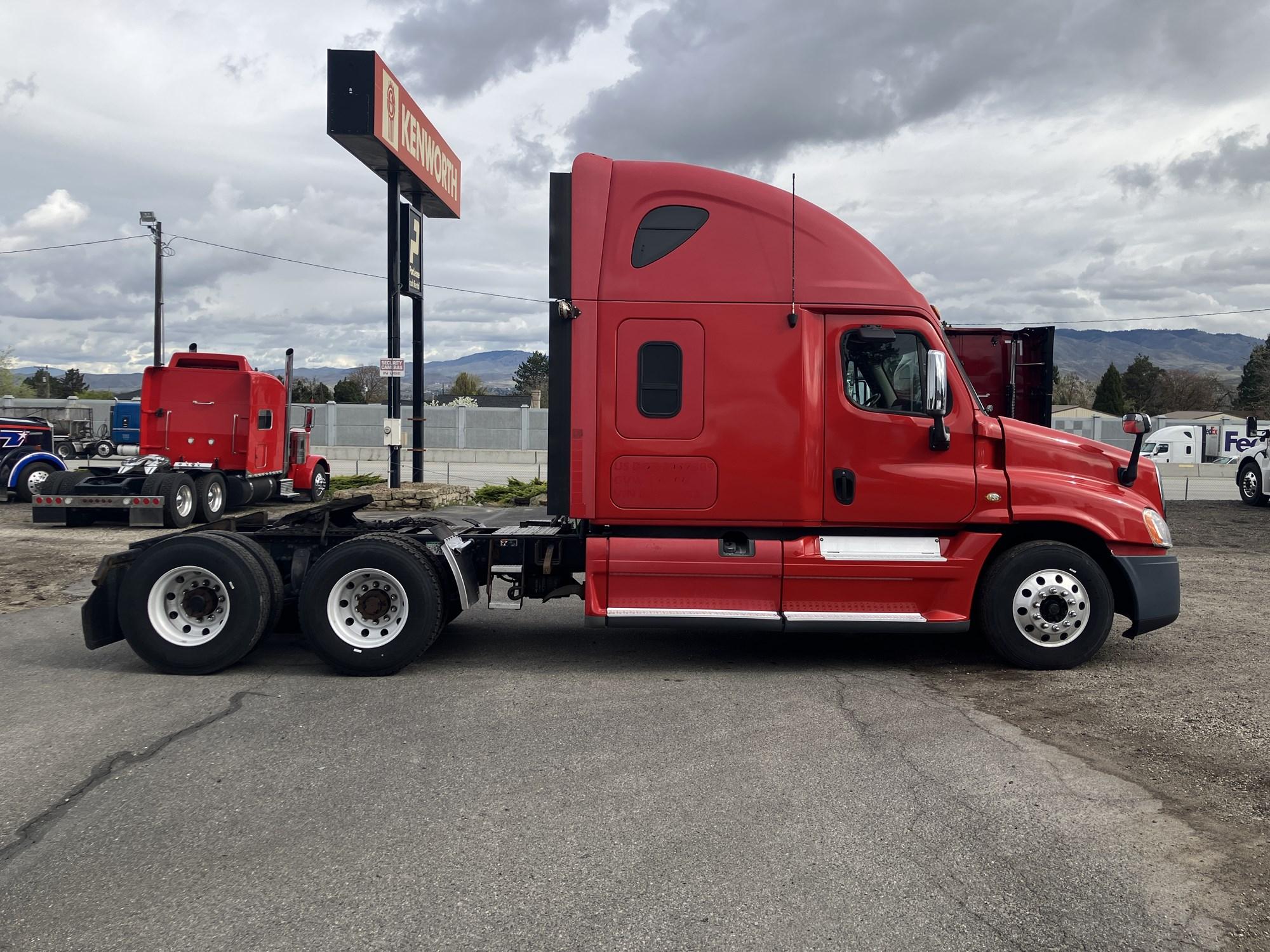 2011 Freightliner Cascadia in Boise, ID, ID — photo 6