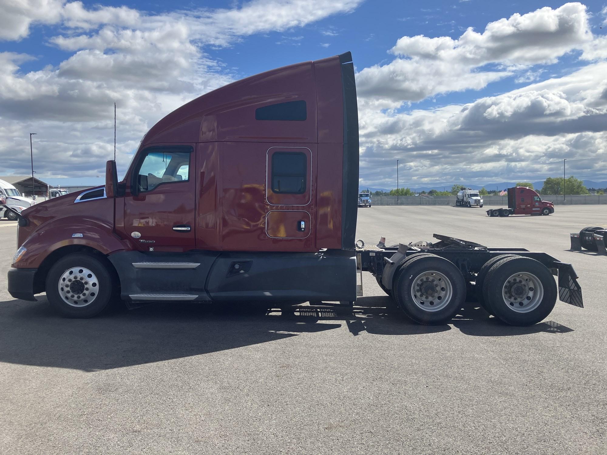 2019 Kenworth T680 in Spokane, WA, WA — photo 2