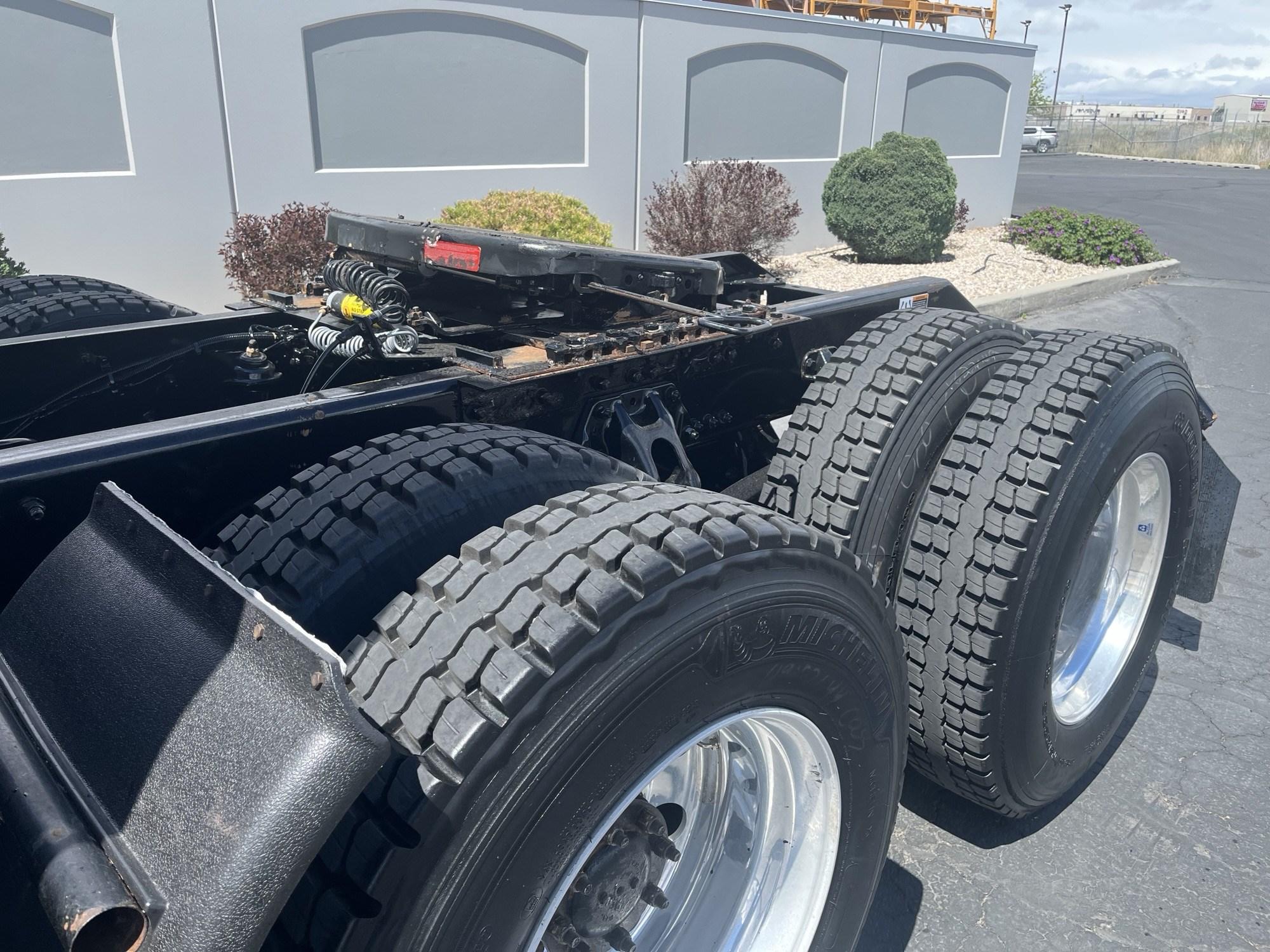 2022 Kenworth T680 in Salt Lake, UT, UT — photo 5