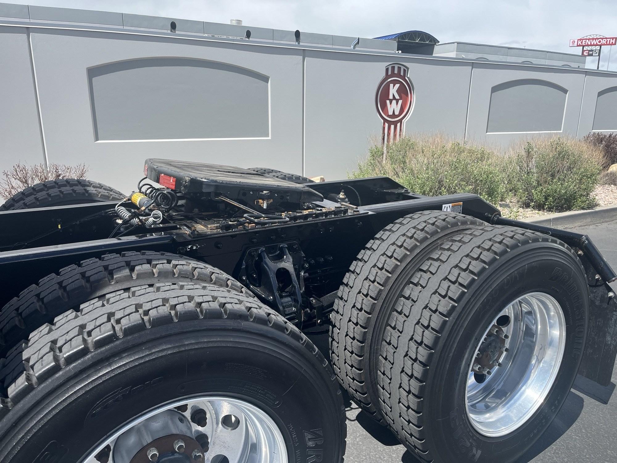 2022 Kenworth T680 in Salt Lake, UT, UT — photo 6