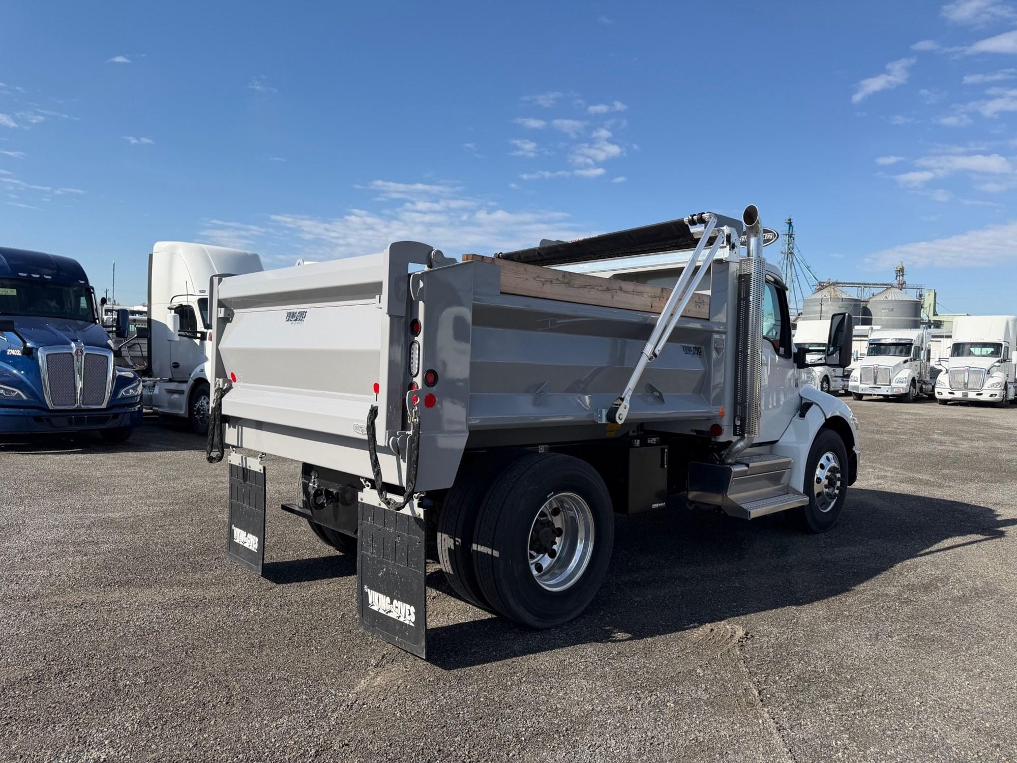 2025 Kenworth T380 in Spokane, WA, WA — photo 3