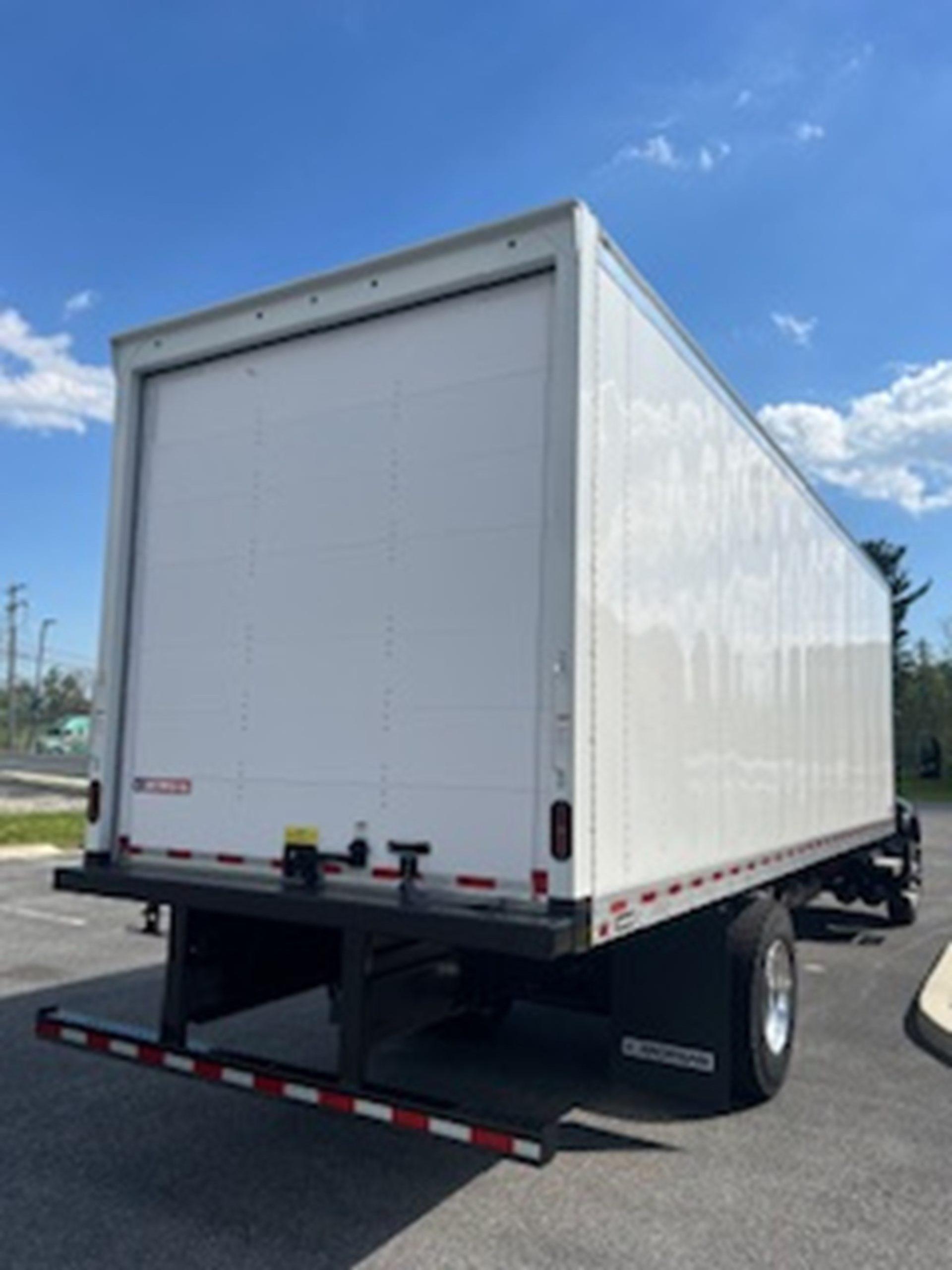 2025 Kenworth T380 in Hagerstown, MD, MD — photo 4