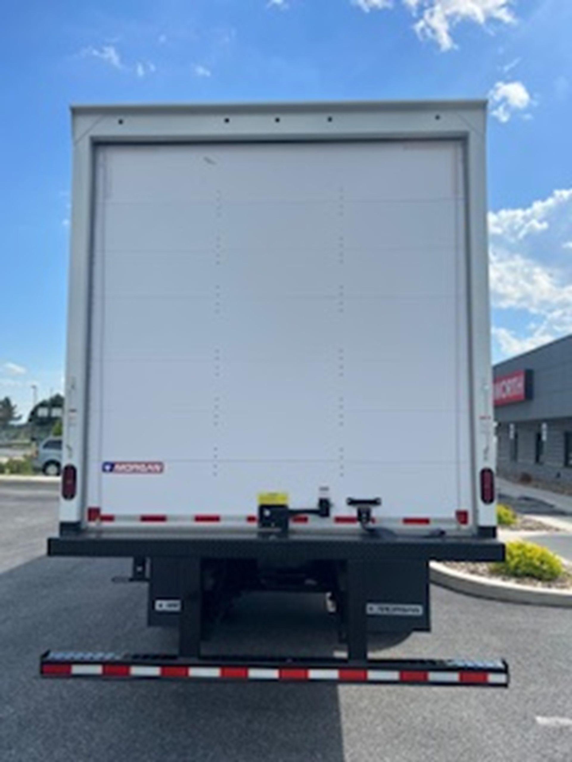 2025 Kenworth T380 in Hagerstown, MD, MD — photo 6