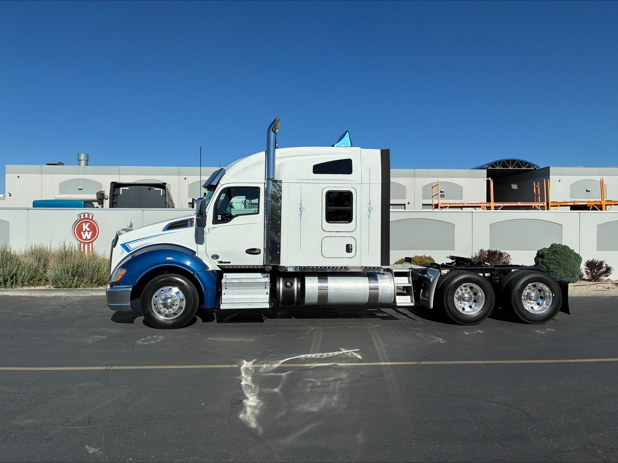 2020 Kenworth T680