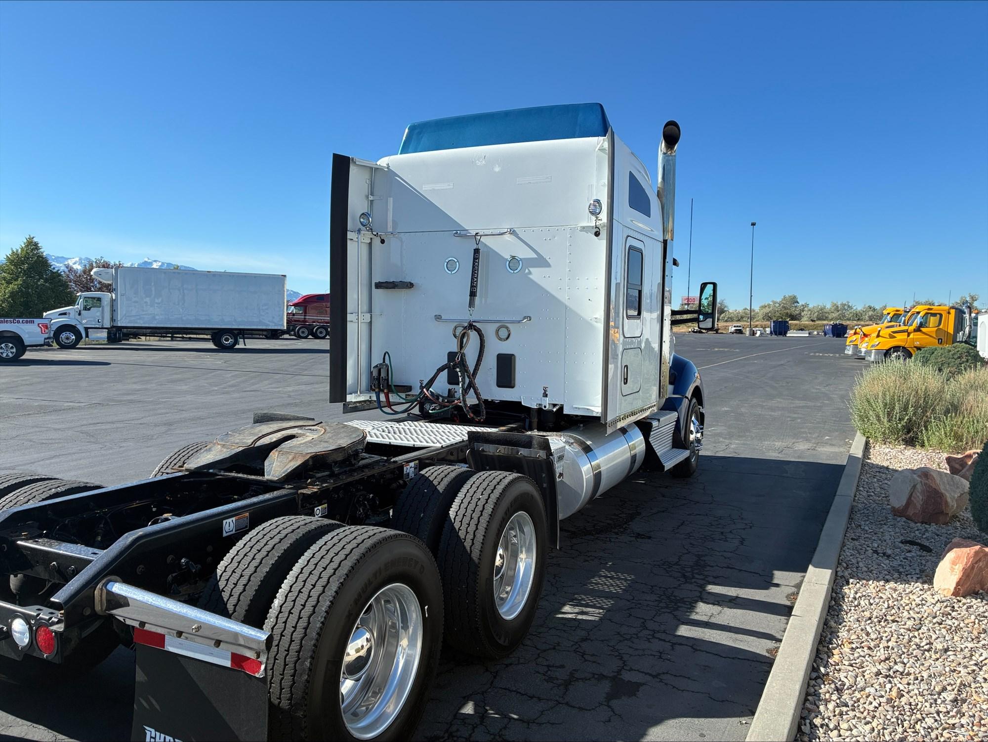 2020 Kenworth T680 in Salt Lake, UT, UT — photo 6