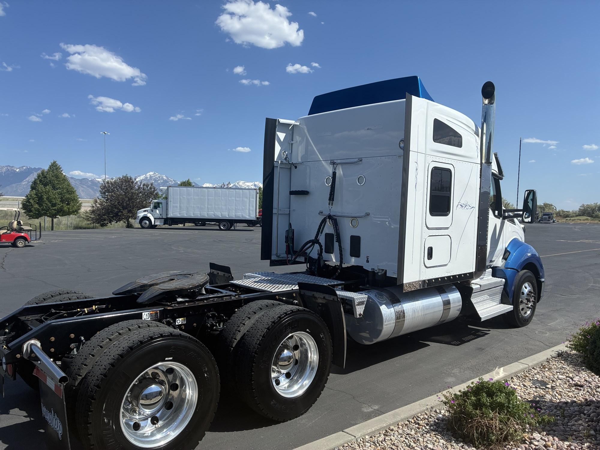 2020 Kenworth T680 in Salt Lake, UT, UT — photo 6