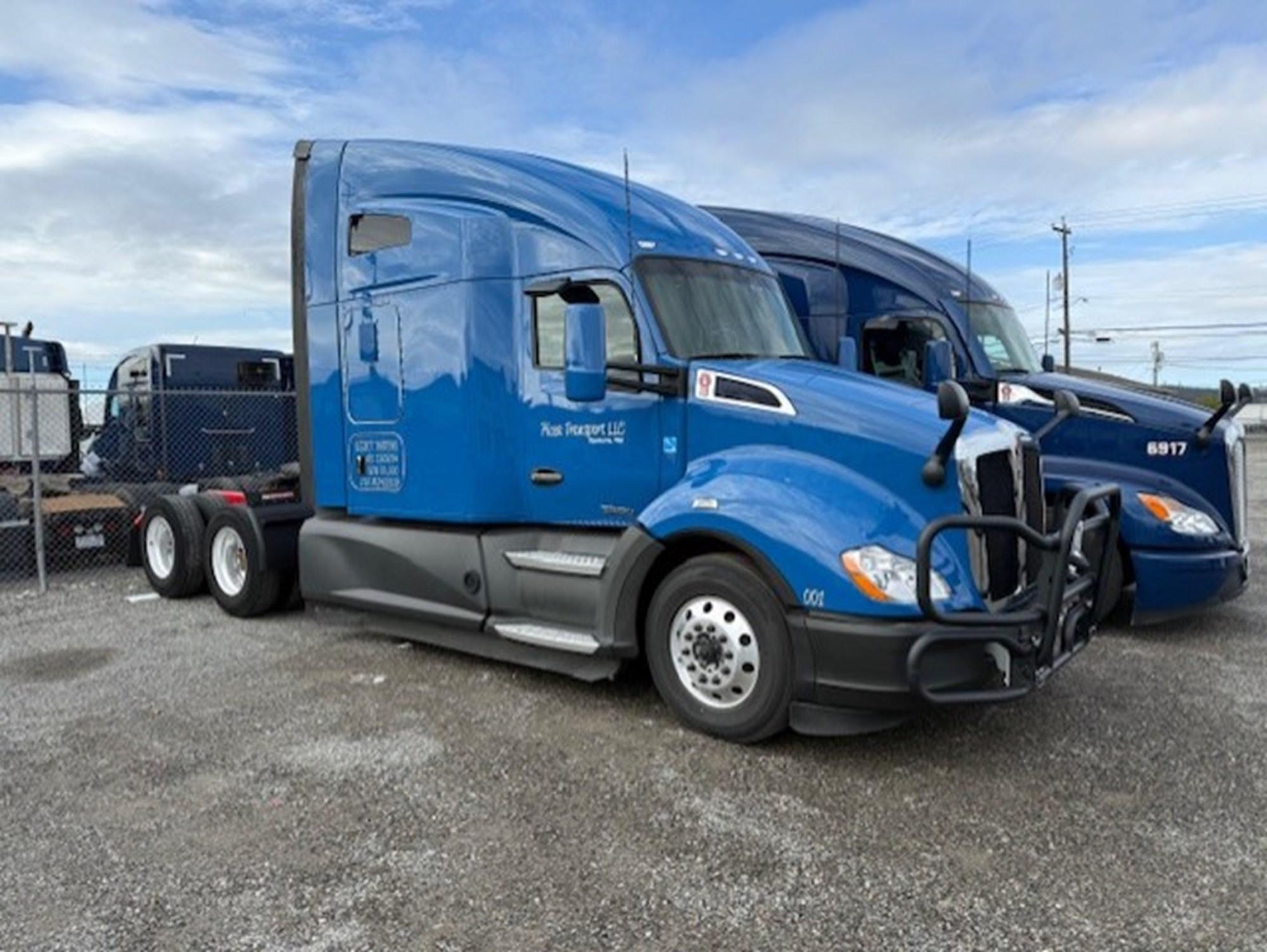 2021 Kenworth T680 in Spokane, WA, WA — photo 2