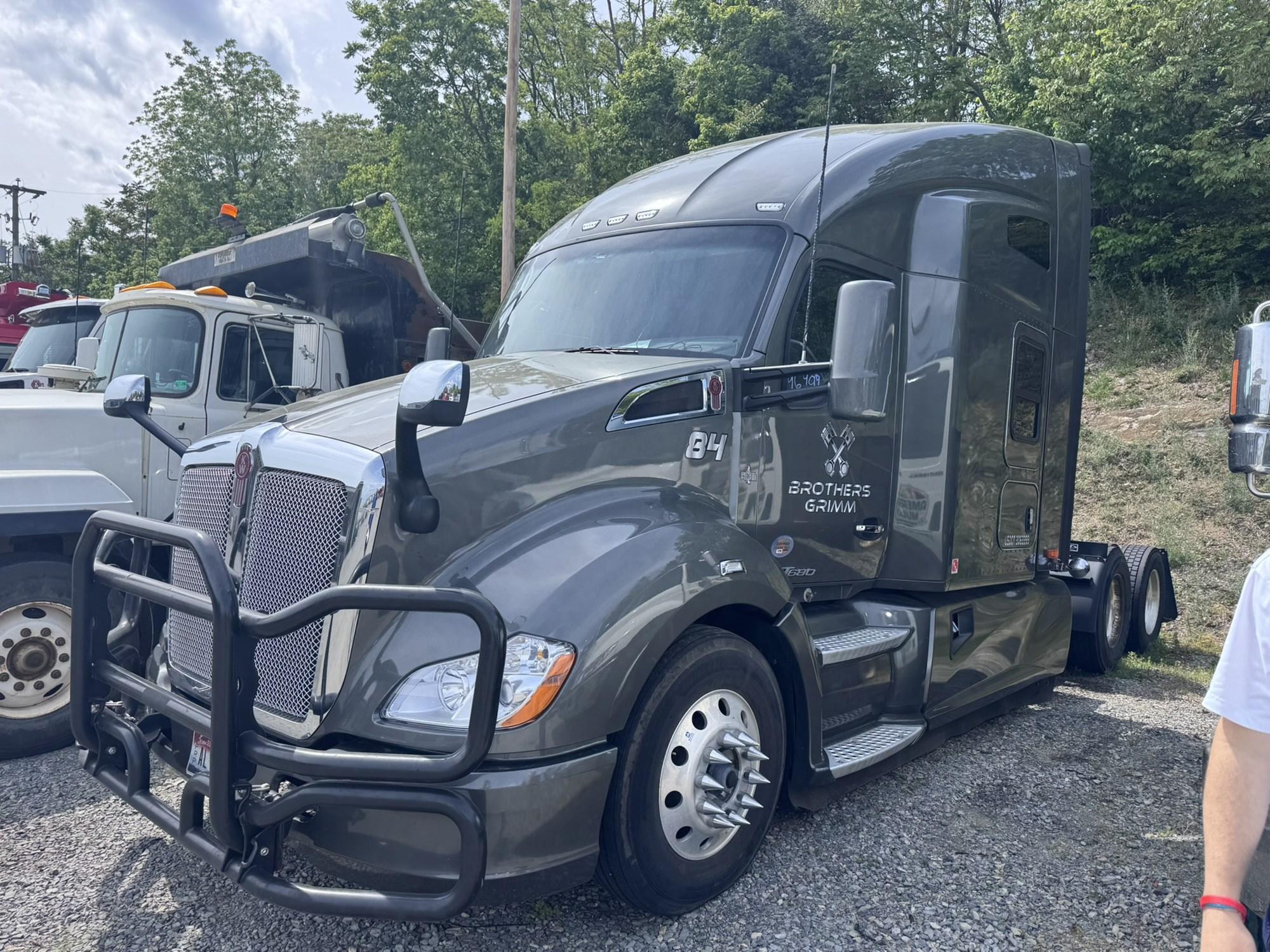 2021 Kenworth T680