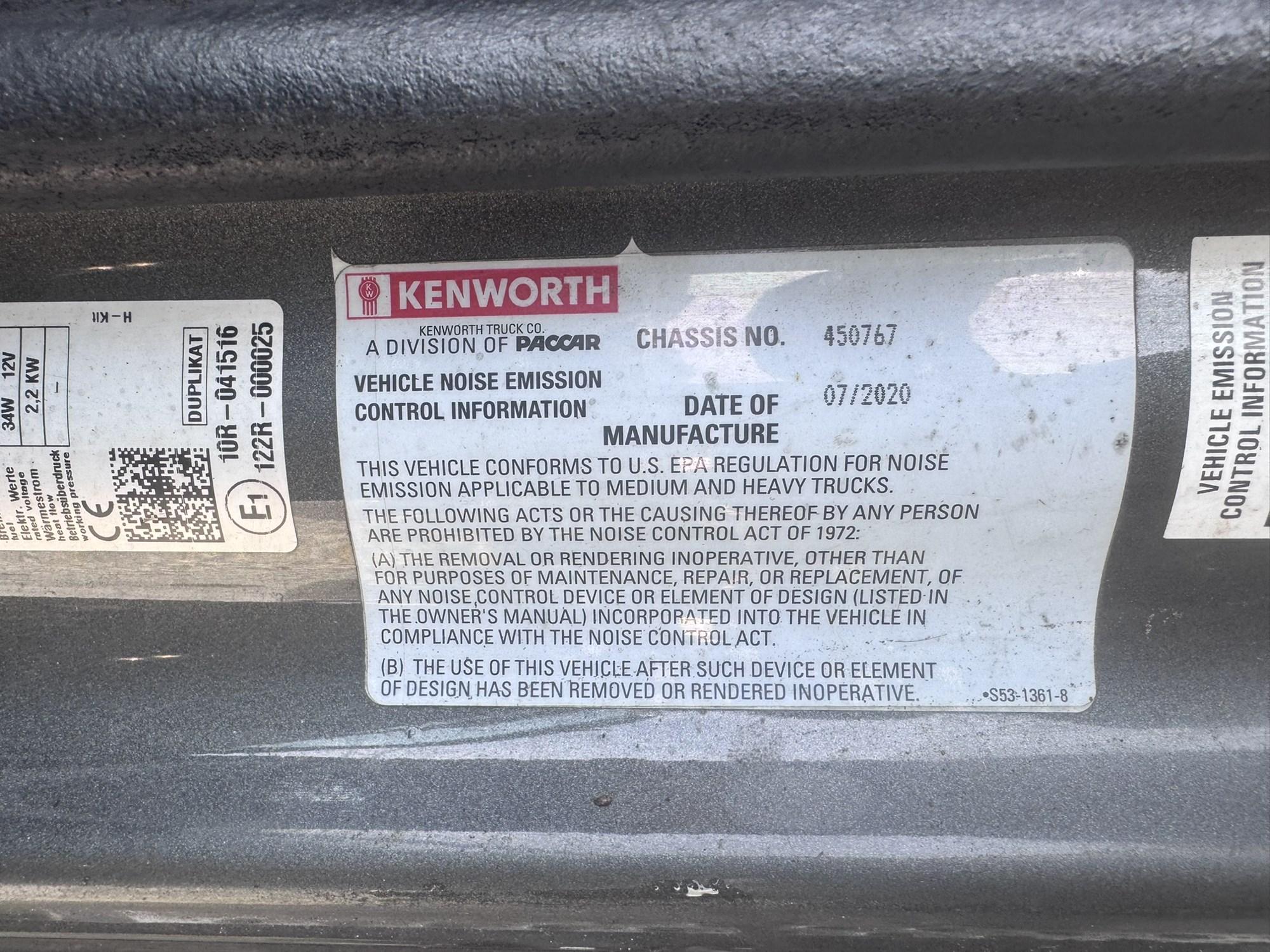 2021 Kenworth T680 in Chesapeake, VA, VA — photo 3