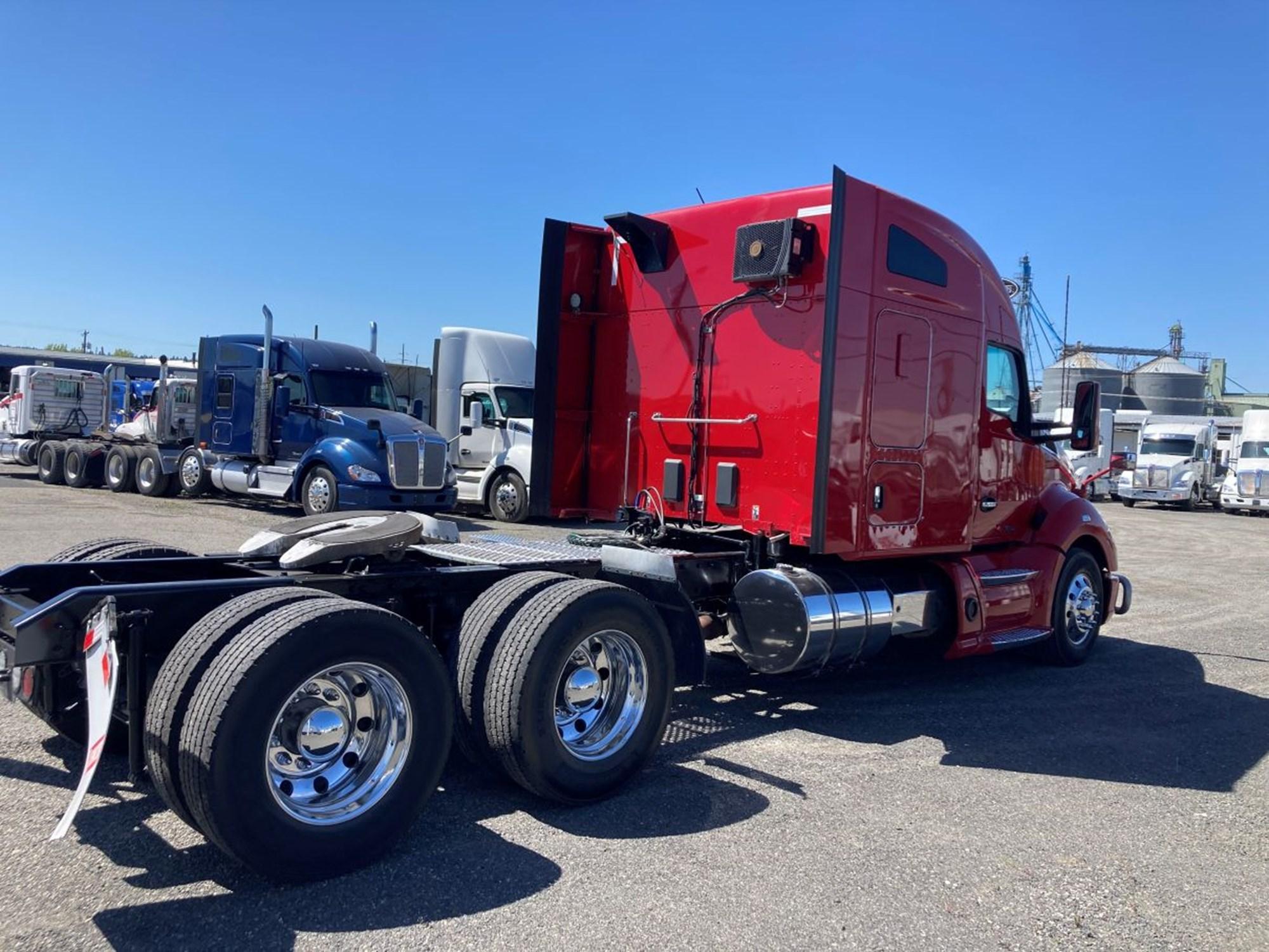 2021 Kenworth T680 in Spokane, WA, WA — photo 3