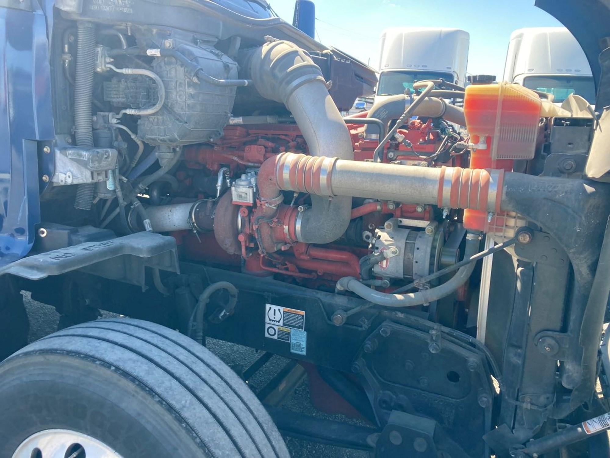 2022 Kenworth T680 in Spokane, WA, WA — photo 6