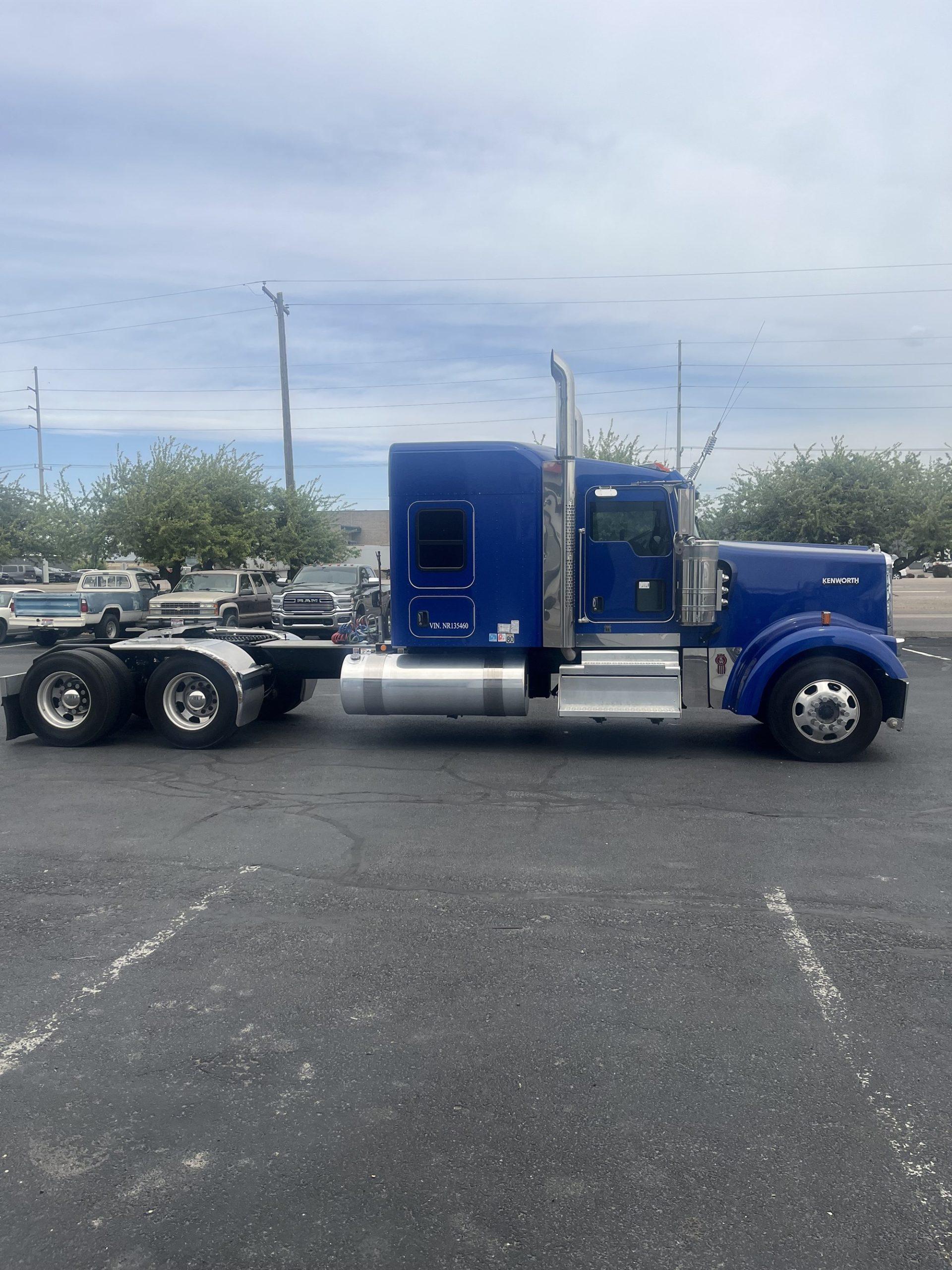 2022 Kenworth W900 in Pocatello, ID, ID — photo 4
