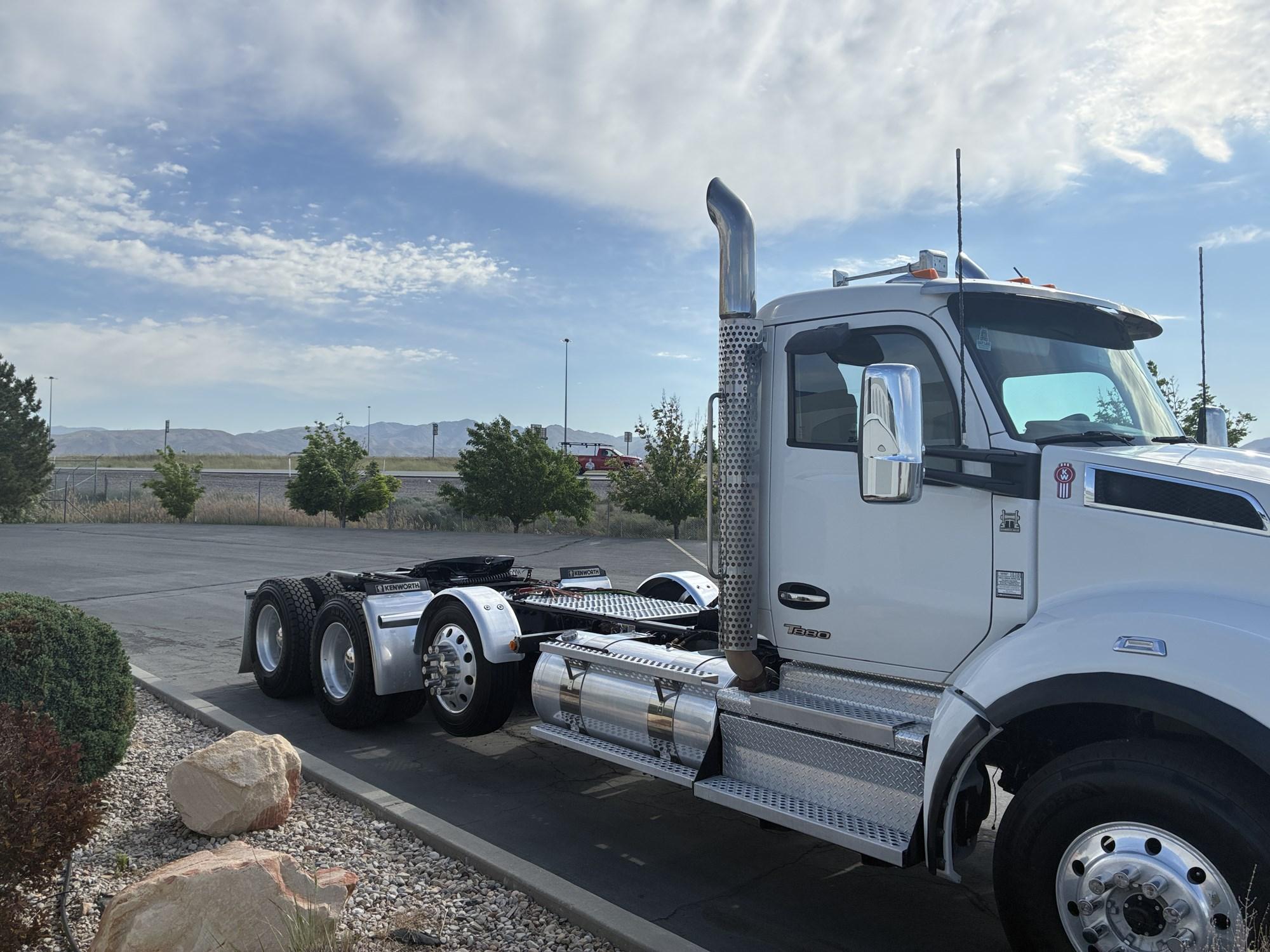 2023 Kenworth T880 in Salt Lake, UT, UT — photo 4
