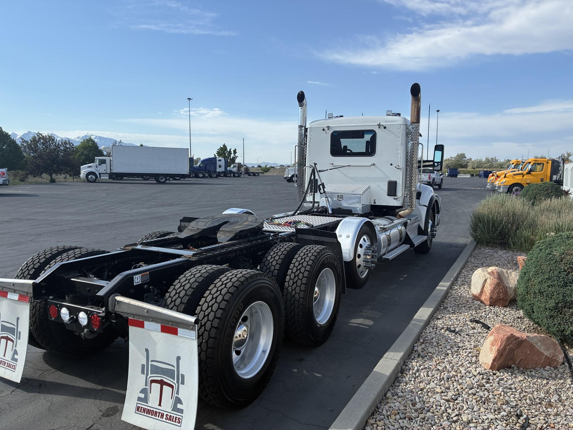2023 Kenworth T880 in Salt Lake, UT, UT — photo 5