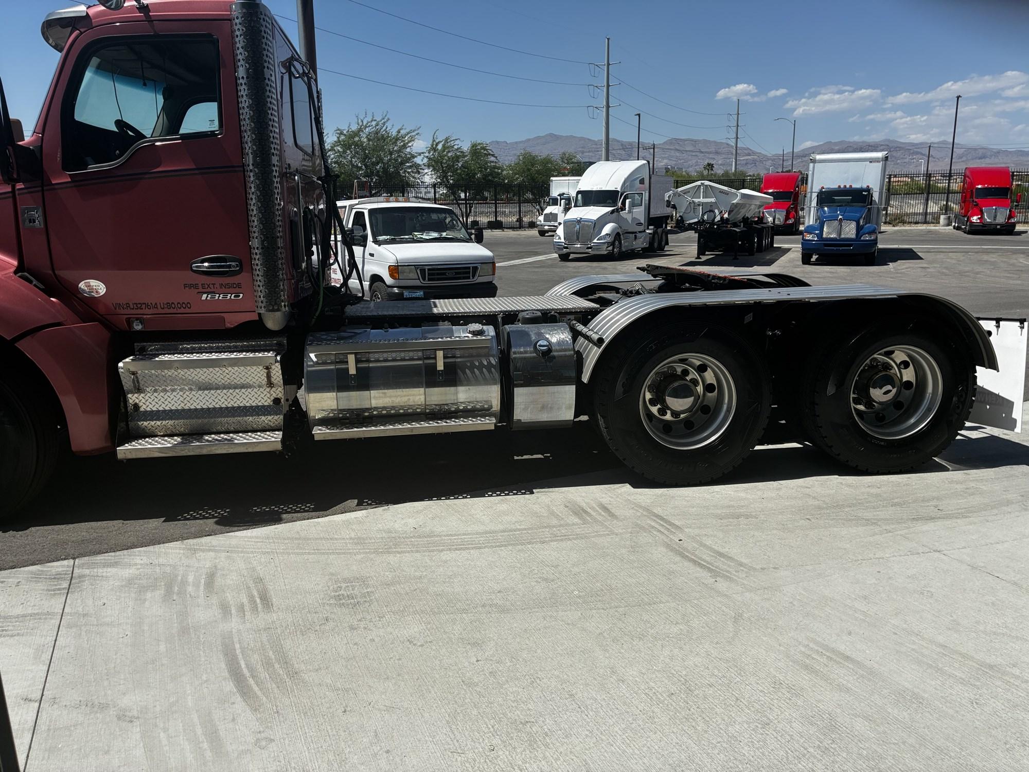 2024 Kenworth T880 in Las Vegas, NV, NV — photo 6