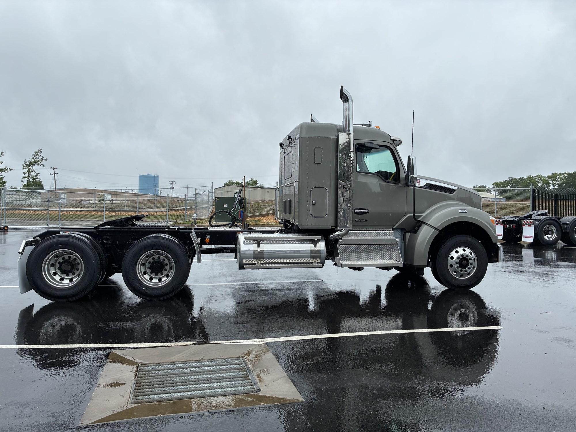 2027 Kenworth T880 in ASHLAND, VA, VA — photo 6