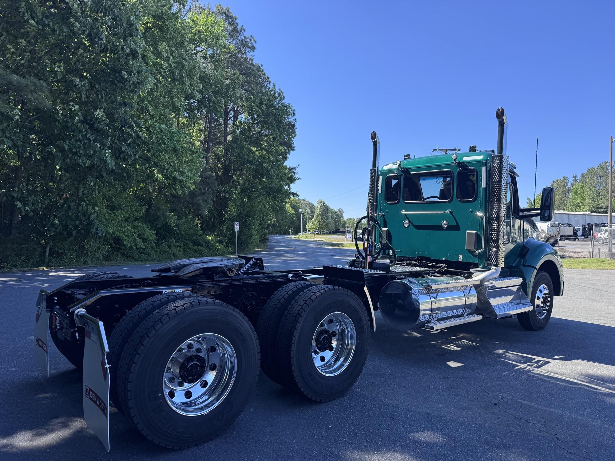 2027 Kenworth T880 in Richmond, VA, VA — photo 5
