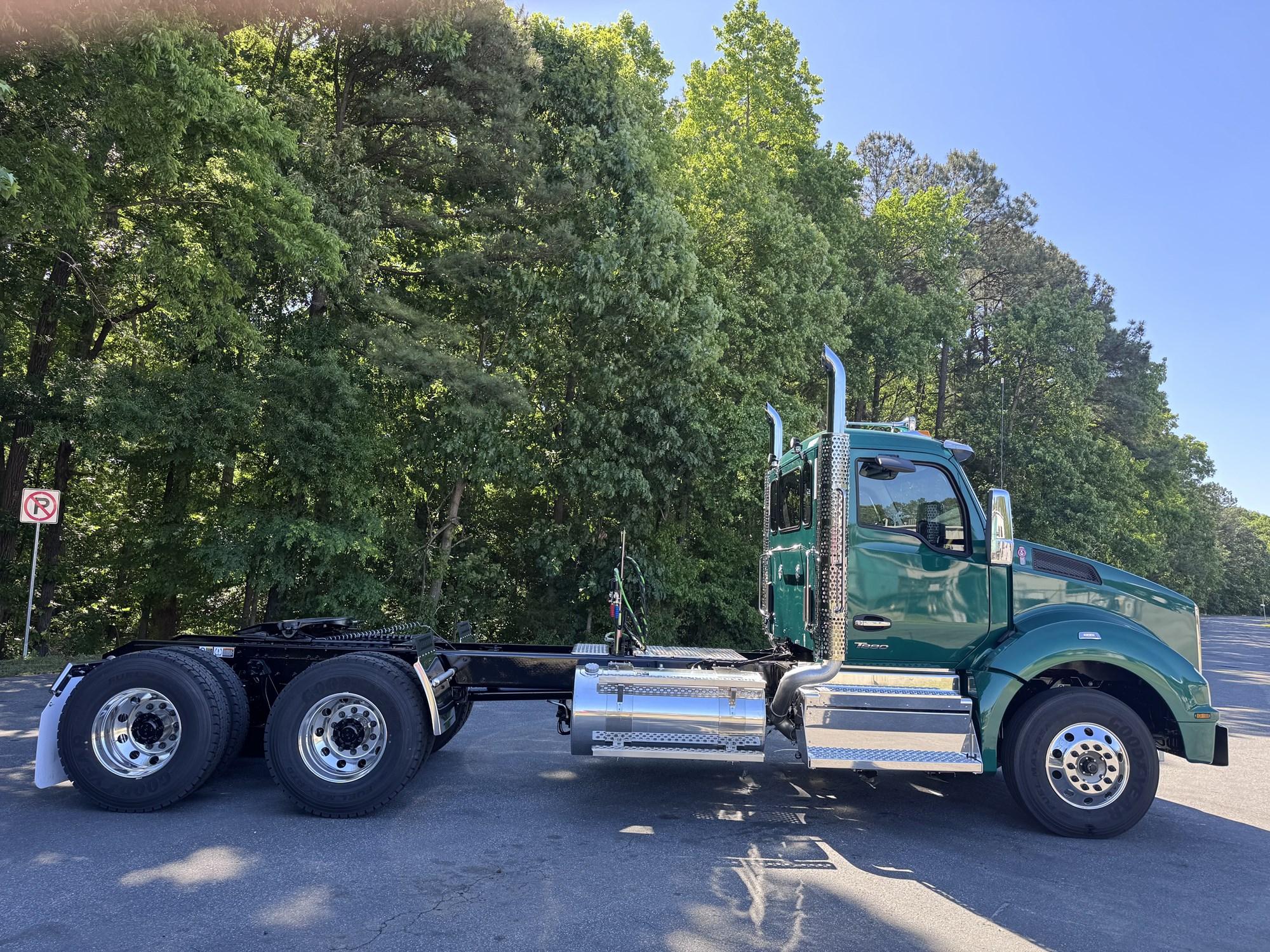 2027 Kenworth T880 in Richmond, VA, VA — photo 6