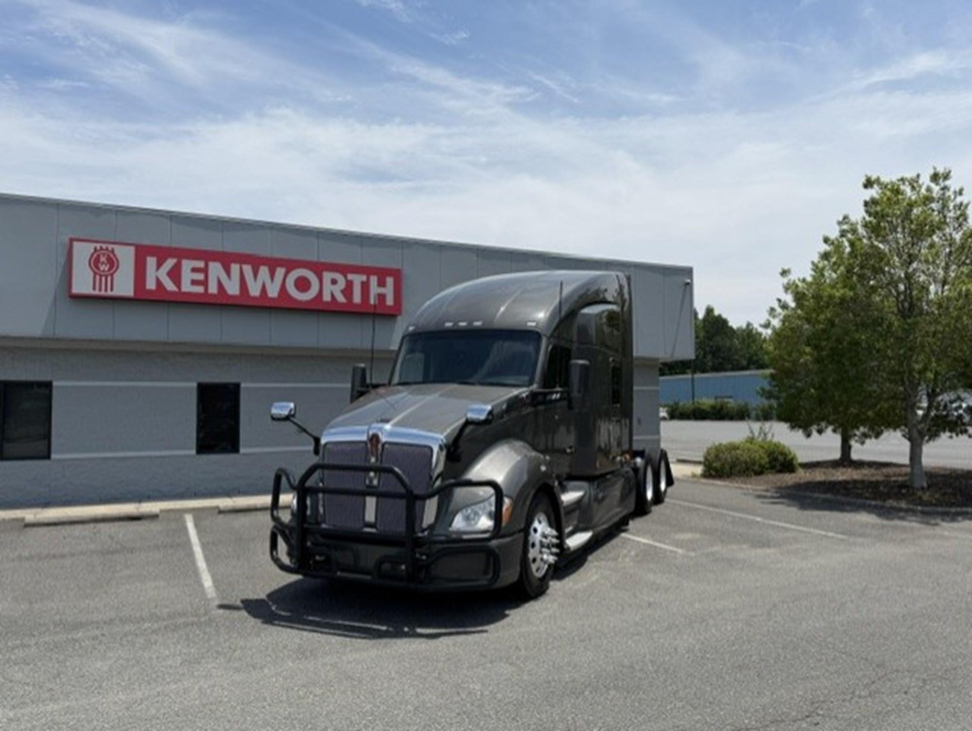 2021 Kenworth T680